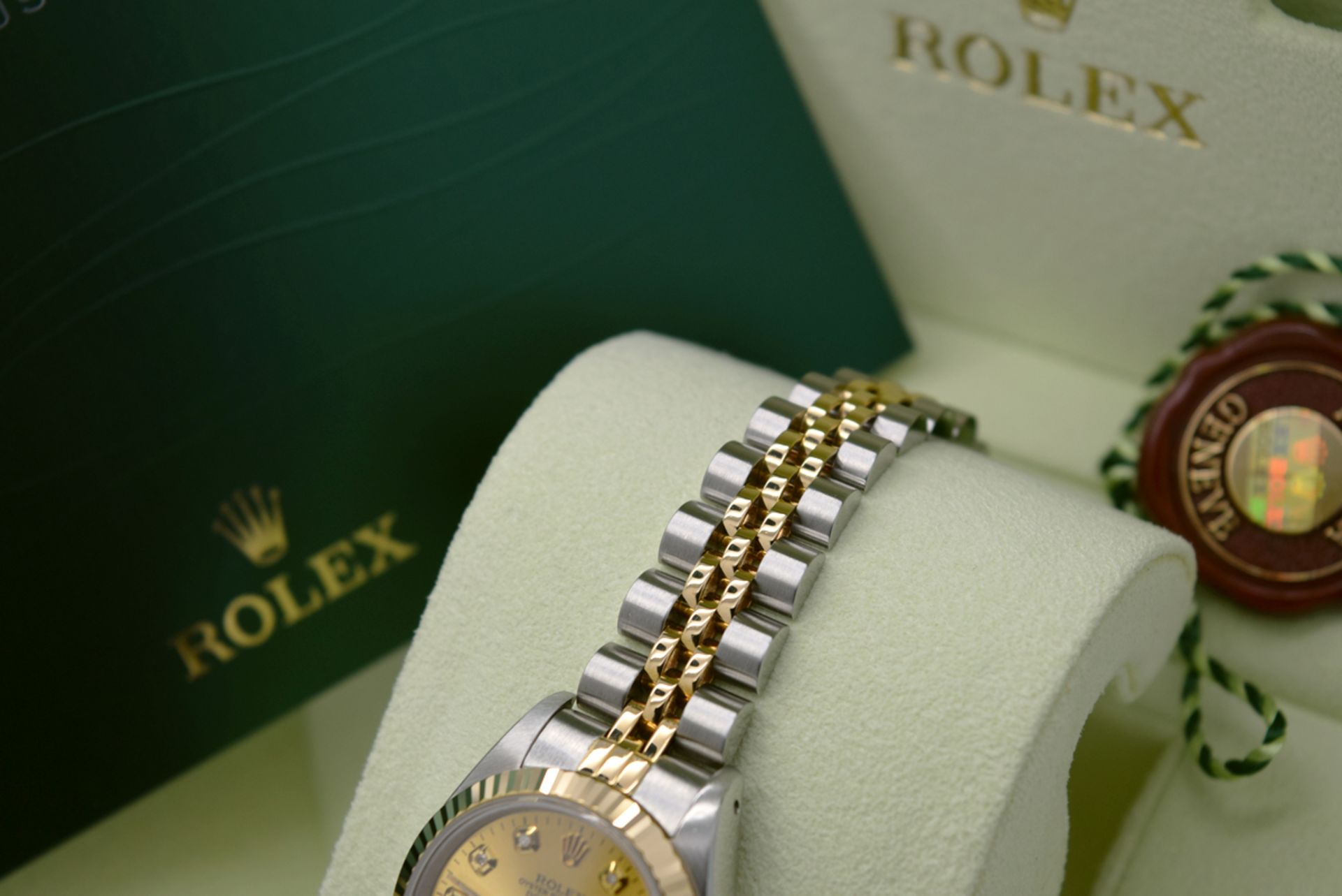 *Stunning* Rolex 18K Gold & Steel Diamond Lady DateJust - 'Champagne' Dial - Image 7 of 8