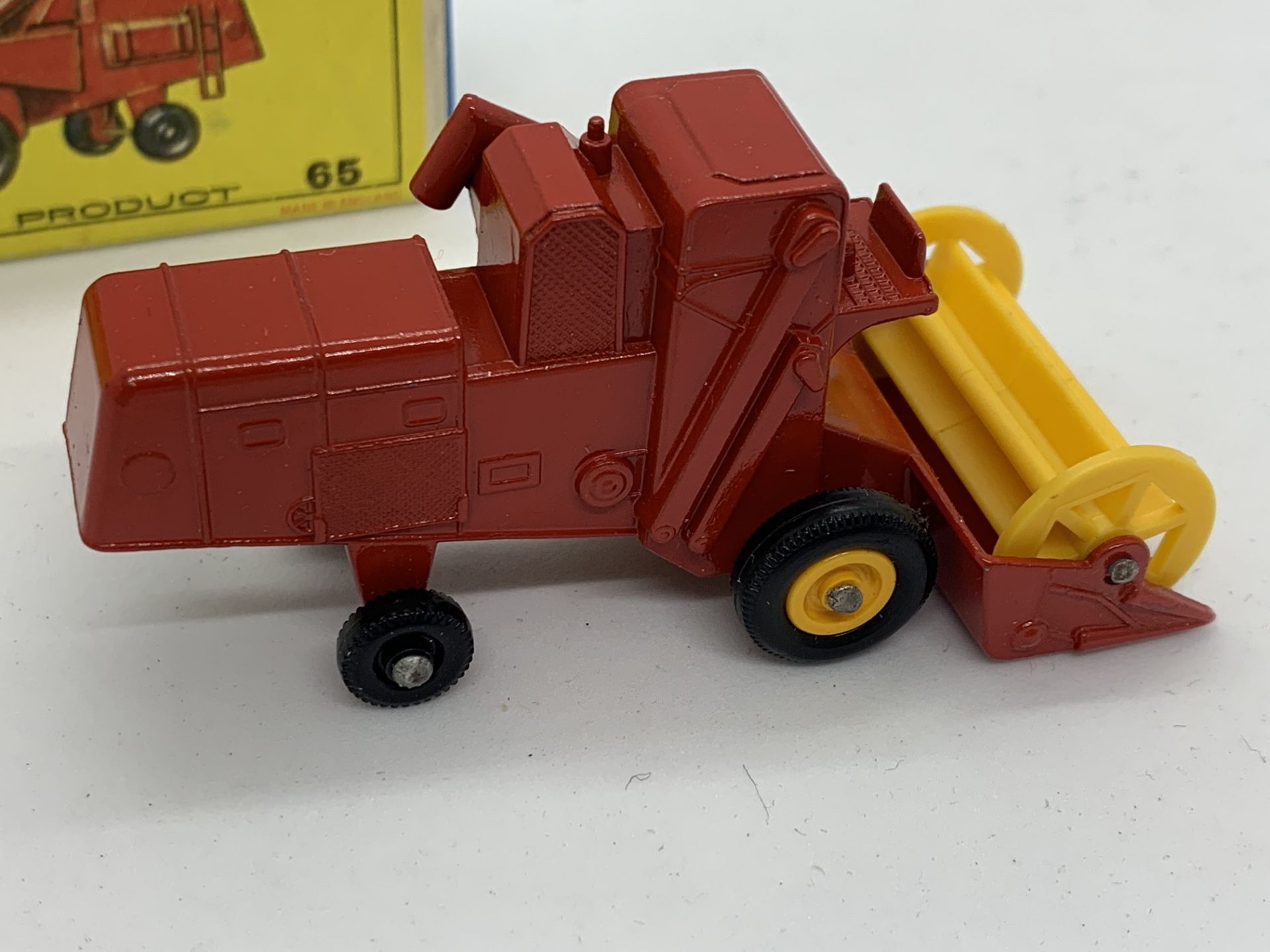 MATCHBOX CLASS COMBINE HARVESTER NO 65 WITH ORIGINAL BOX - NO RESERVE - Image 3 of 6