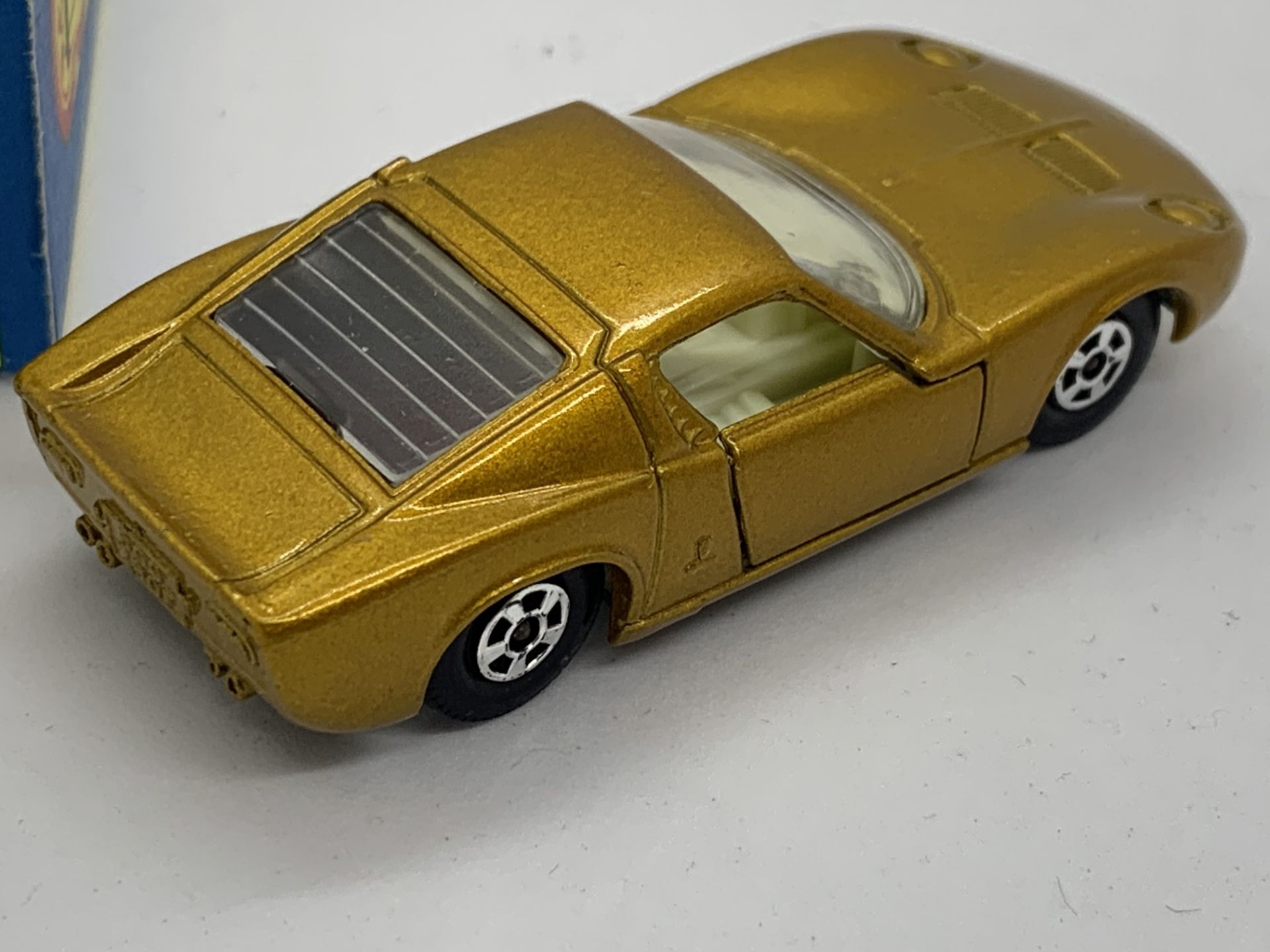 MATCHBOX LAMBORGHINI MIURA P400 NO 33 WITH ORIGINAL BOX - NO RESERVE - Image 5 of 6