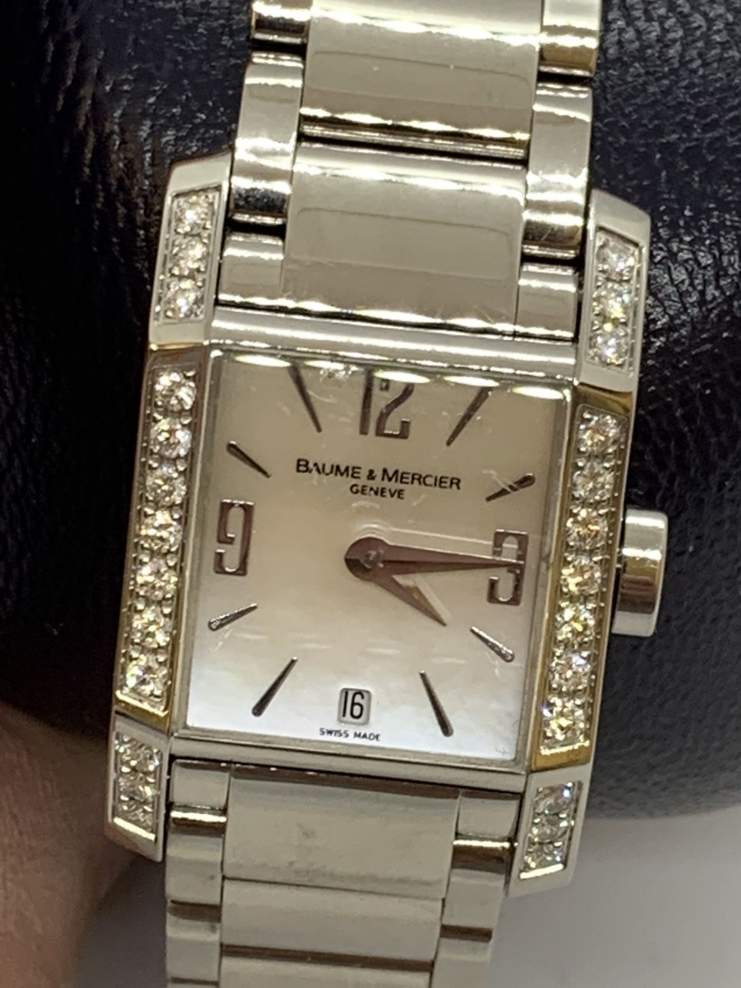 BAUME & MERCIER HAMPTON WATCH - DIAMOND SET