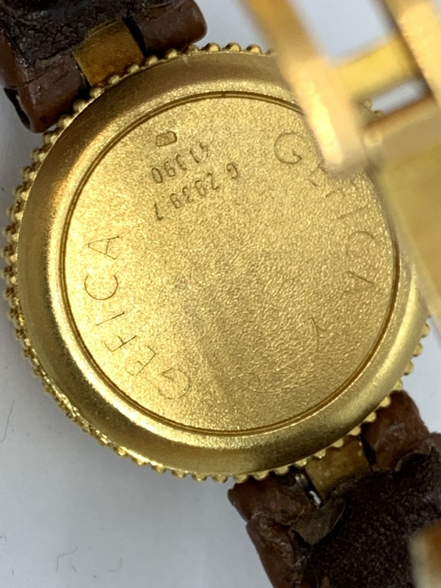 FINE 18ct GOLD GERALD GENTA WATCH - No 542 - Image 11 of 11