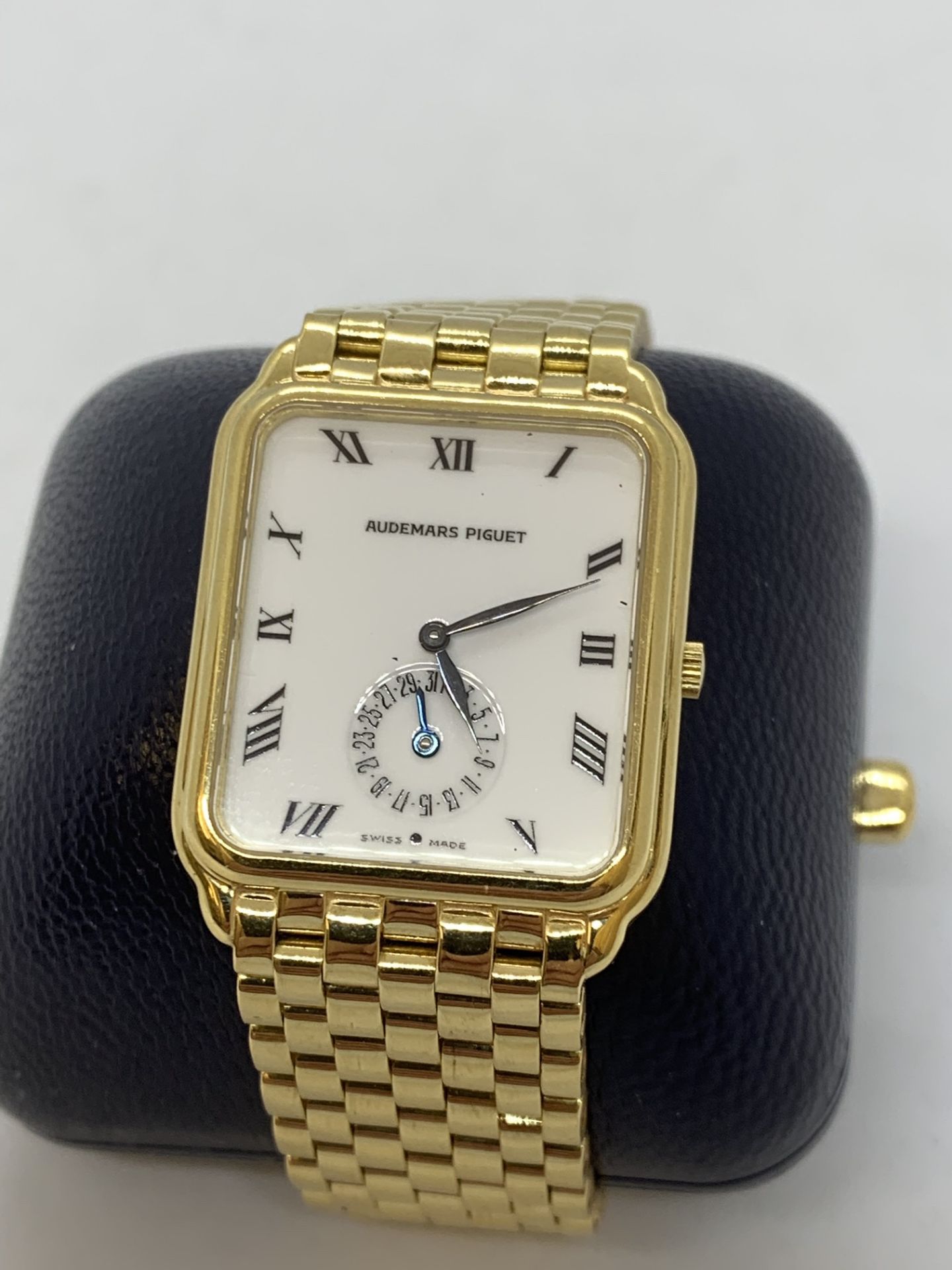 AUDEMARS PIQUET 18ct GOLD WATCH 93 GRAMS - Image 2 of 6