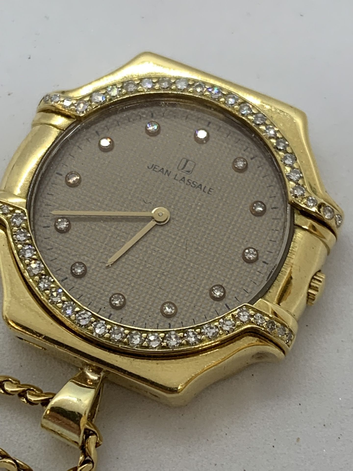 18ct GOLD JEAN LASSALE WATCH ON CHAIN - Image 4 of 5