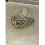 9ct GOLD DIAMOND SET RING