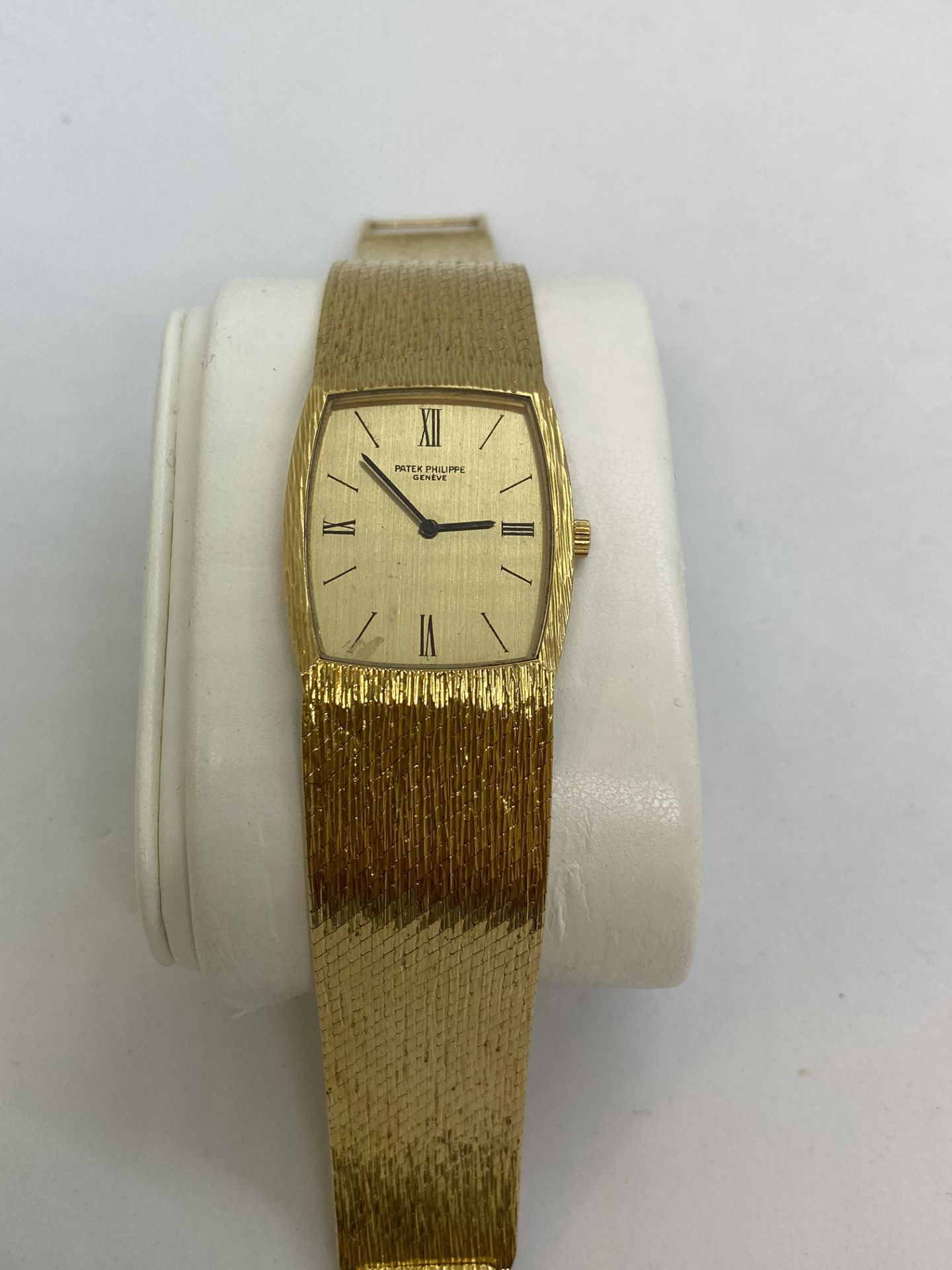 PHILLIPE PATEK 18ct GOLD WATCH - 82 GRAMS APPROX - Image 3 of 11