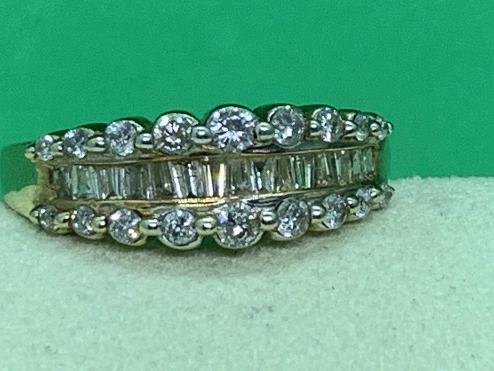 1.00ct APPROX DIAMOND RING SET IN 14ct YELLOW GOLD - Image 2 of 3