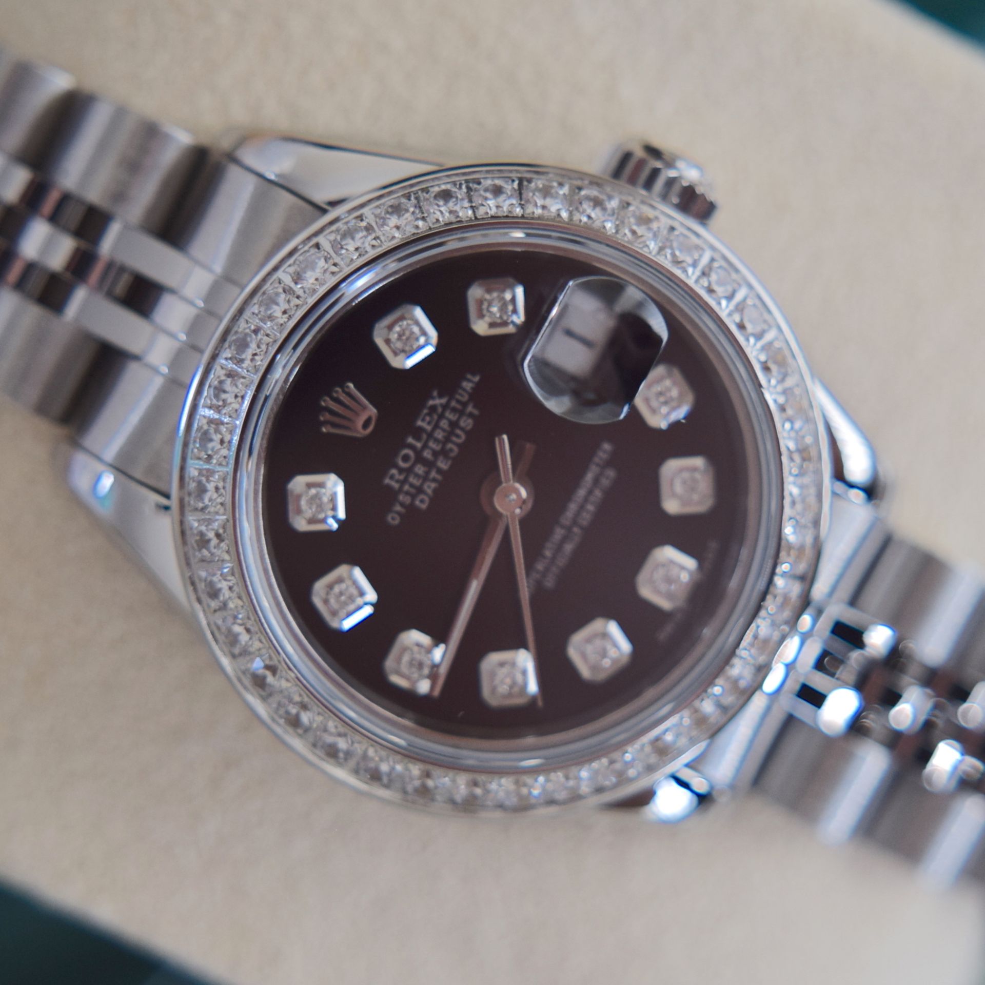 (Full Set) Rolex Jubilee Datejust Stainless Steel - Glossy Black Diamond-set Dial - Image 5 of 7