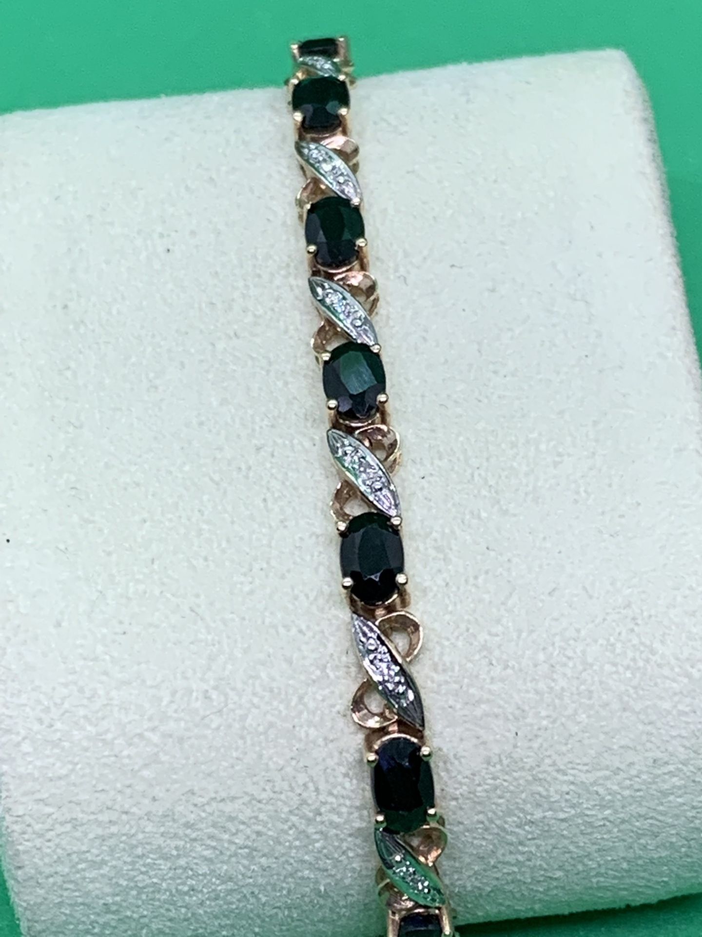 9ct GOLD SAPPHIRE & DIAMOND BRACELET - Image 5 of 6