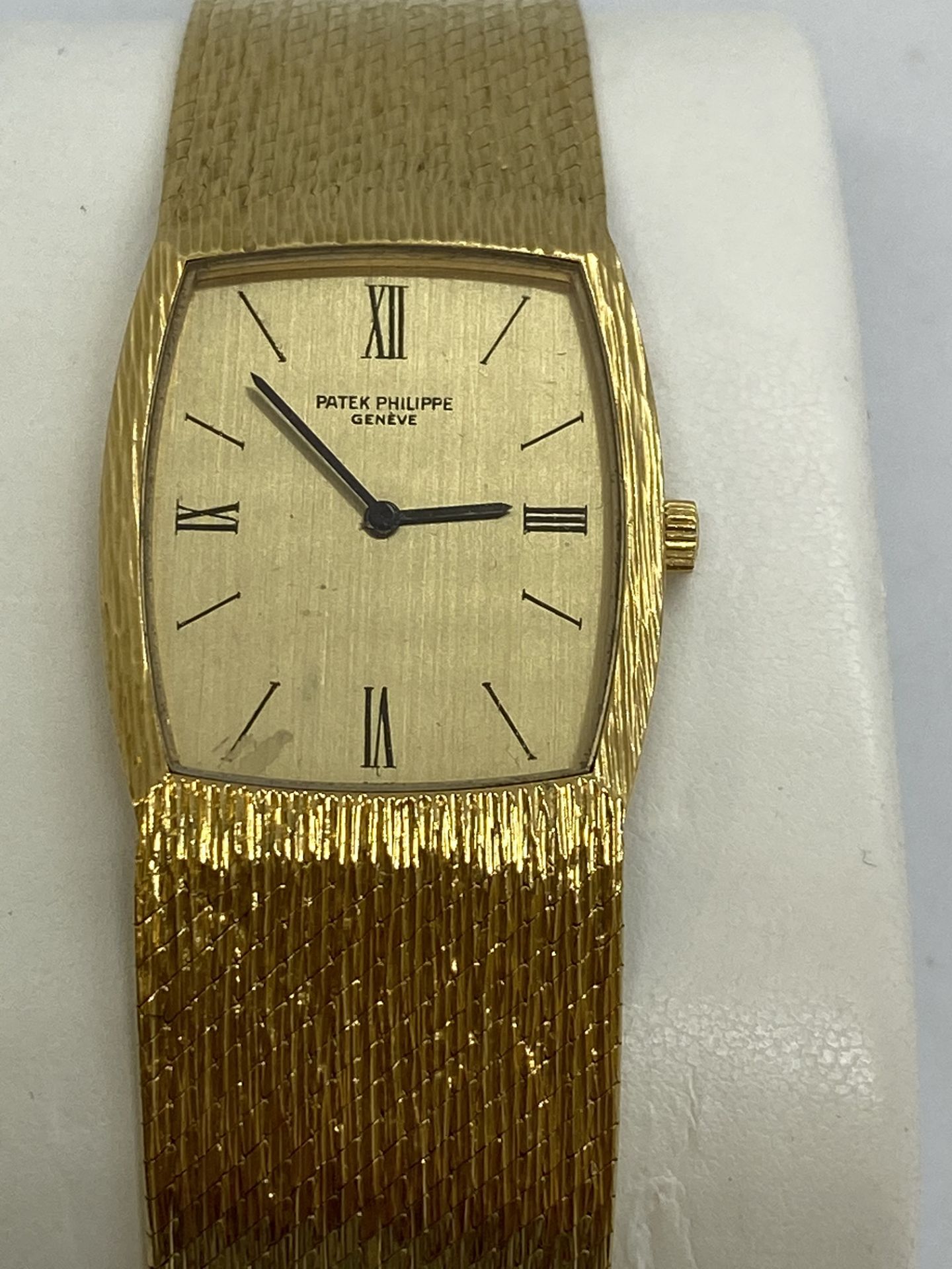 PHILLIPE PATEK 18ct GOLD WATCH - 82 GRAMS APPROX - Image 2 of 11