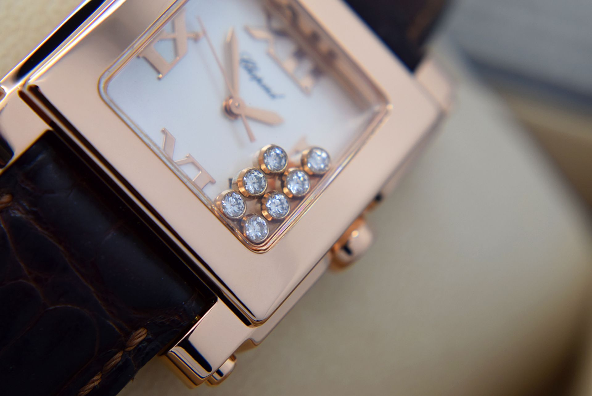 *** Chopard Happy Sport - 18k (750) Rose Gold and Diamond Model - M Pearl Dial! - Image 6 of 15