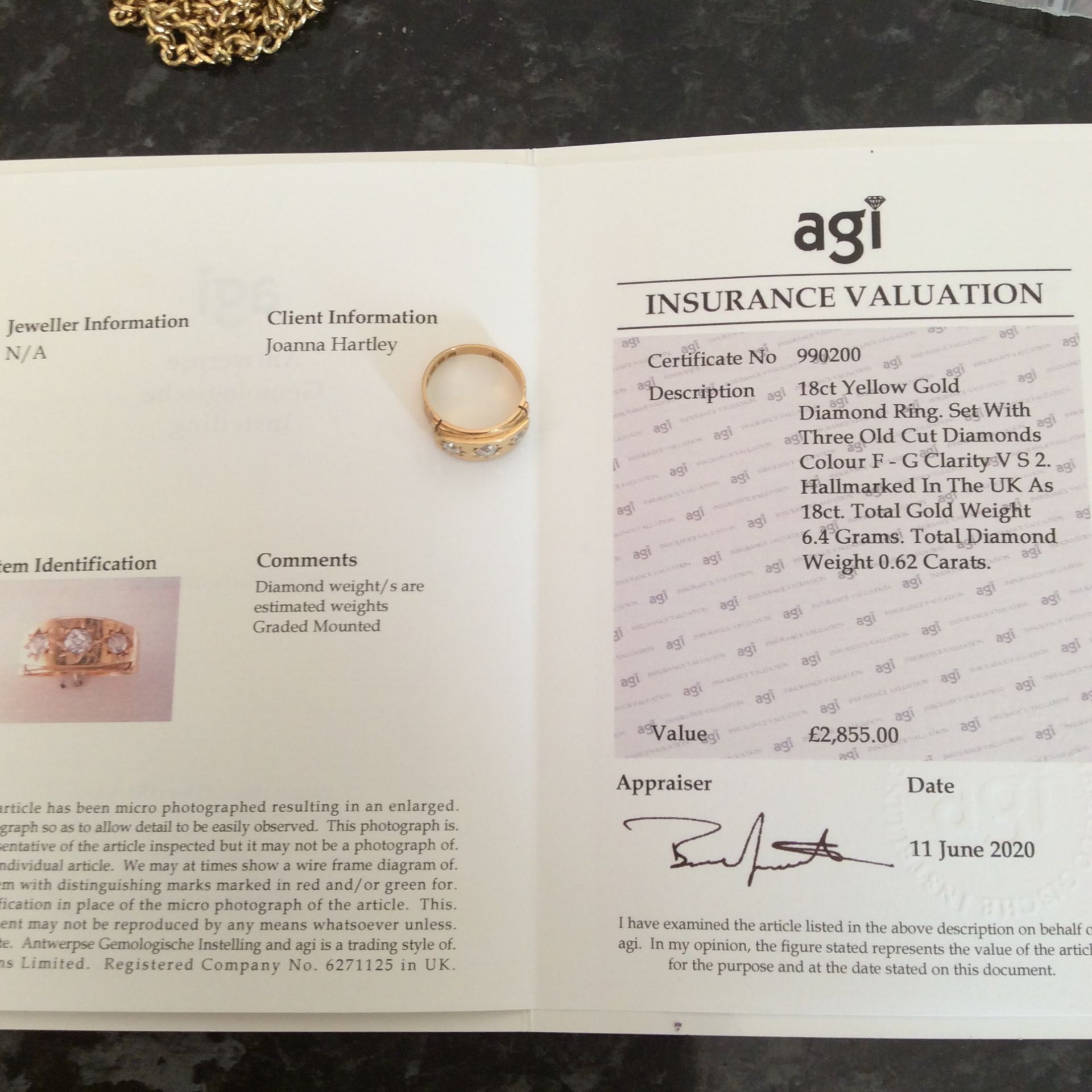 FINE 18ct GOLD 3 STONE DIAMOND RING WITH AGI REPORT - Image 3 of 4