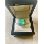 STUNNING 11.30ct EMERALD & 1.14ct DIAMOND RING SET IN PLATINUM 950 - RECEIPT 15k