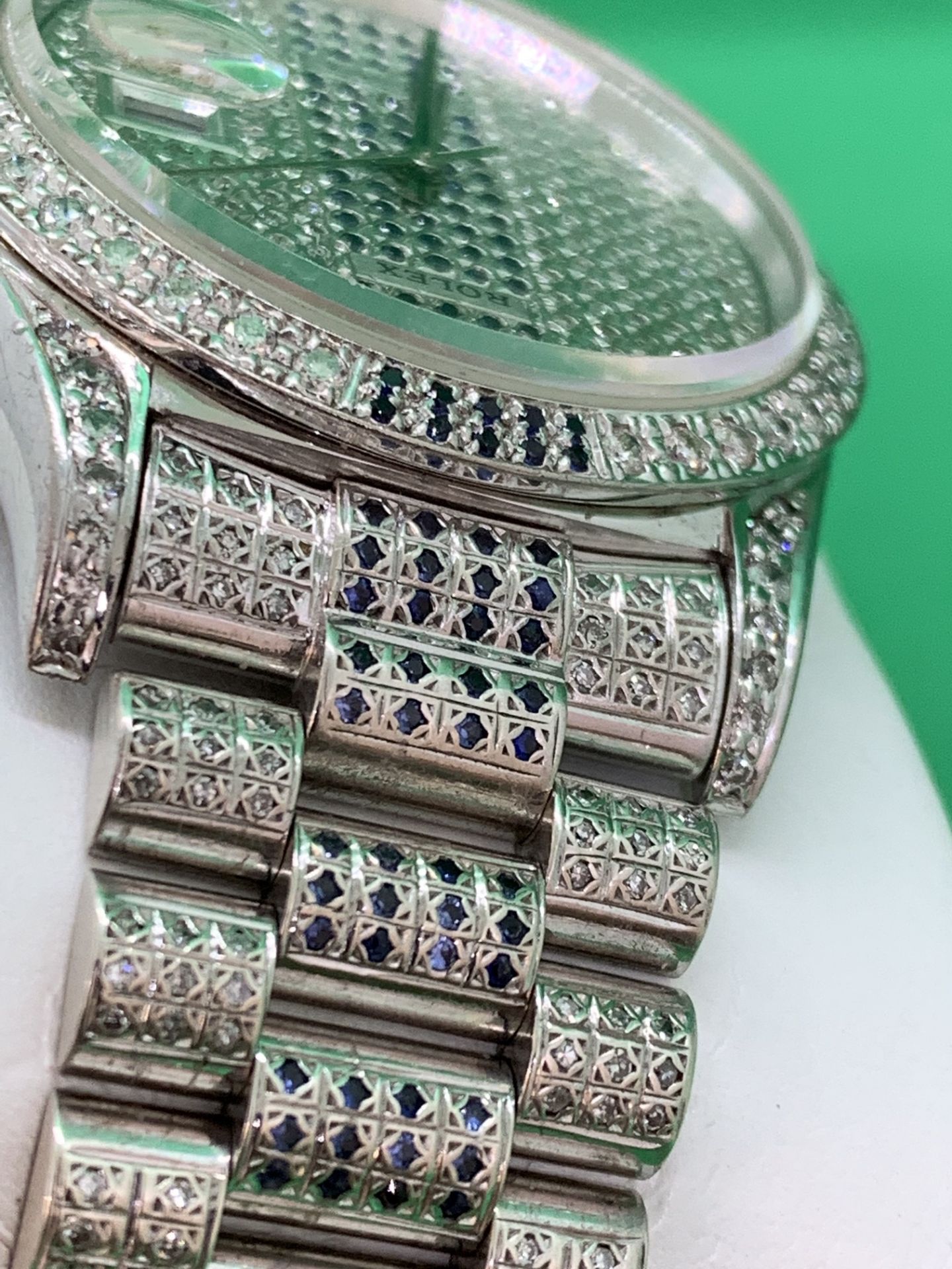 BEAUTIFUL ROLEX SET WITH BLUE SAPPHIRES & DIAMONDS SET IN WHITE METAL - Image 12 of 15