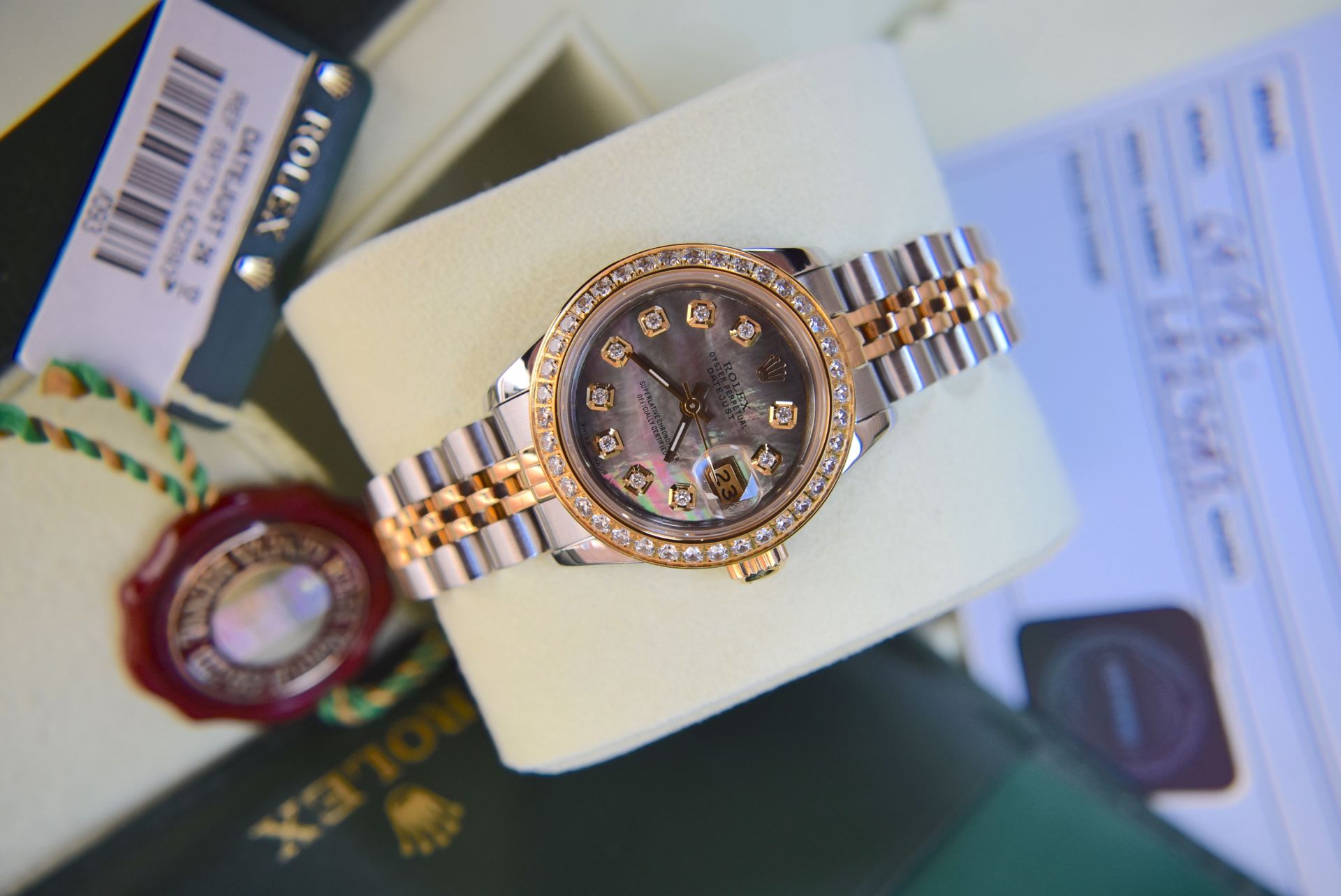 Rolex Datejust 26' 18ct Gold & Steel (Black Pearl Diamond Dial) - Image 10 of 27