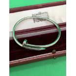 18ct WHITE GOLD NAIL HINGED BANGLE