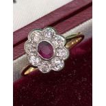 18ct RUBY & DIAMOND RING