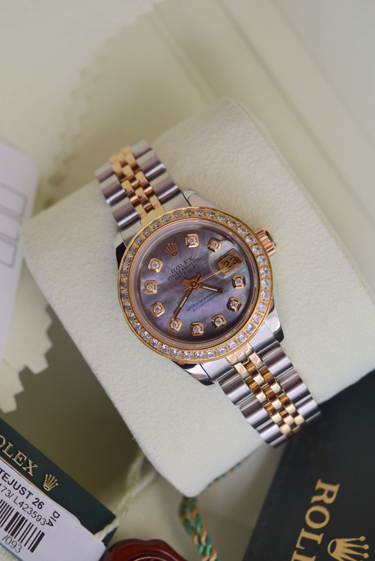 Rolex Datejust 26' 18ct Gold & Steel (Black Pearl Diamond Dial) - Image 4 of 18