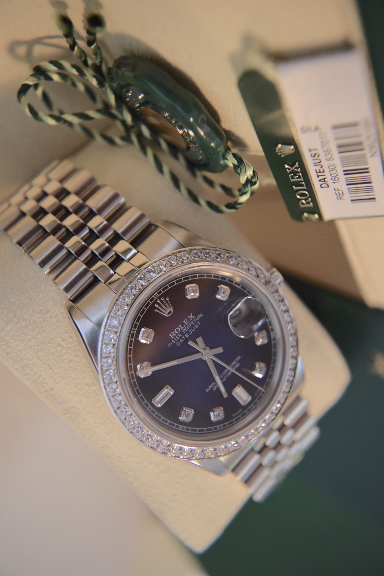 STUNNING ROLEX DATEJUST 36' (GENTS) BLUE/ BLACK VIGNETTE DIAL - Image 10 of 19