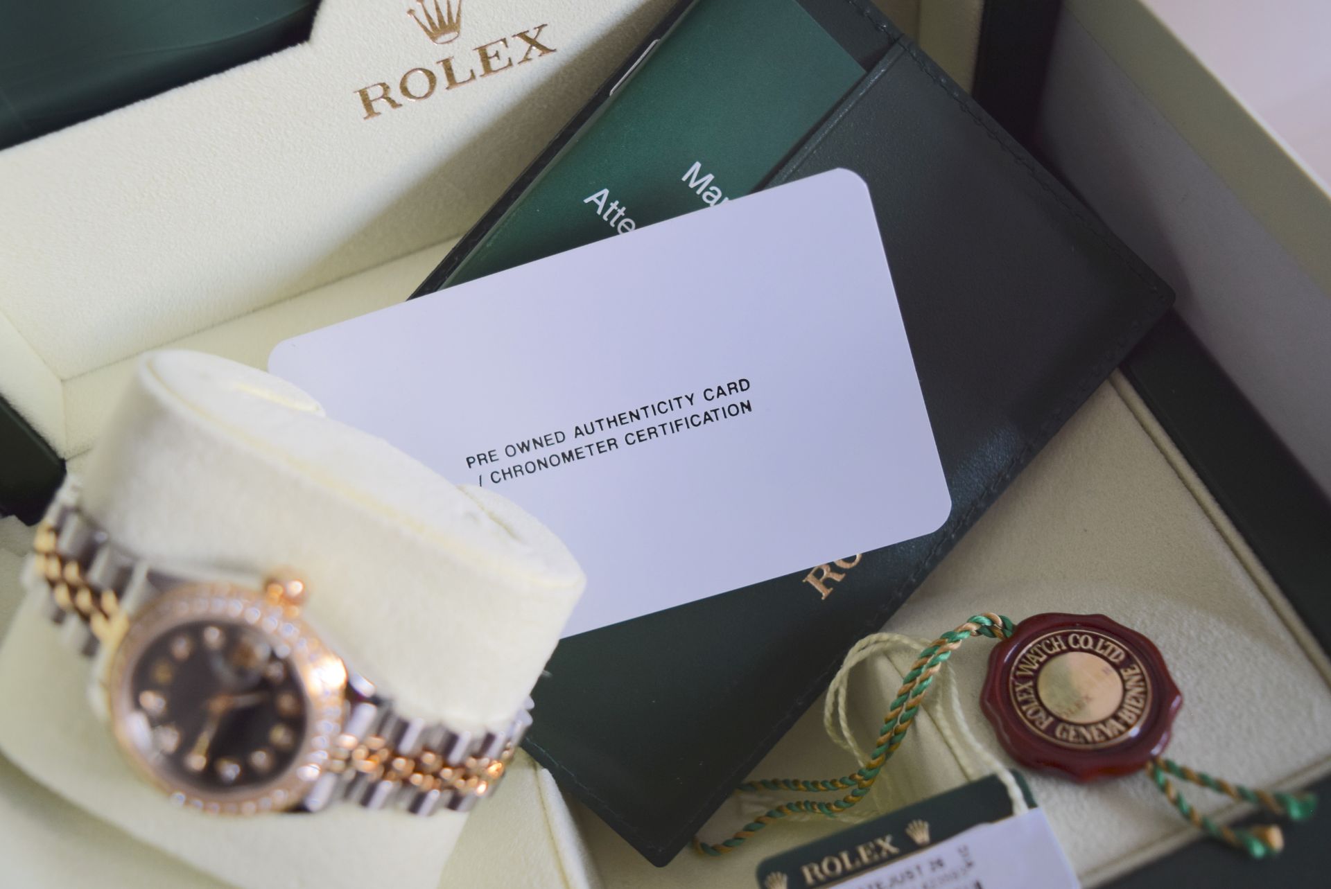 Rolex Datejust 26' 18ct Gold & Steel (Black Pearl Diamond Dial) - Image 16 of 18