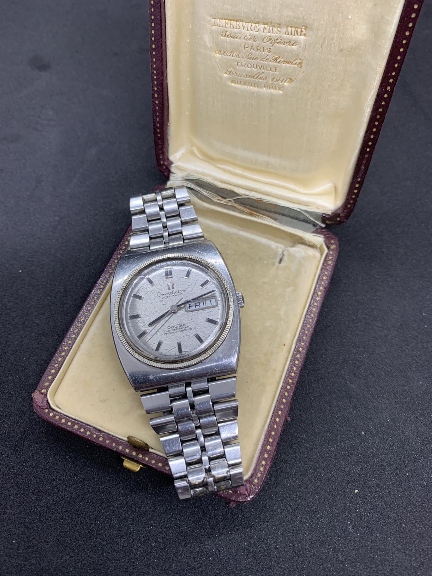 OMEGA CONSTELLATION STAINLESS STEEL WATCH