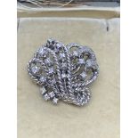 18ct GOLD 1.00ct APPROX DIAMOND SET BROOCH - 12.6 GRAMS