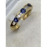 18ct GOLD SAPPHIRE & BAGUETTE DIAMOND RING