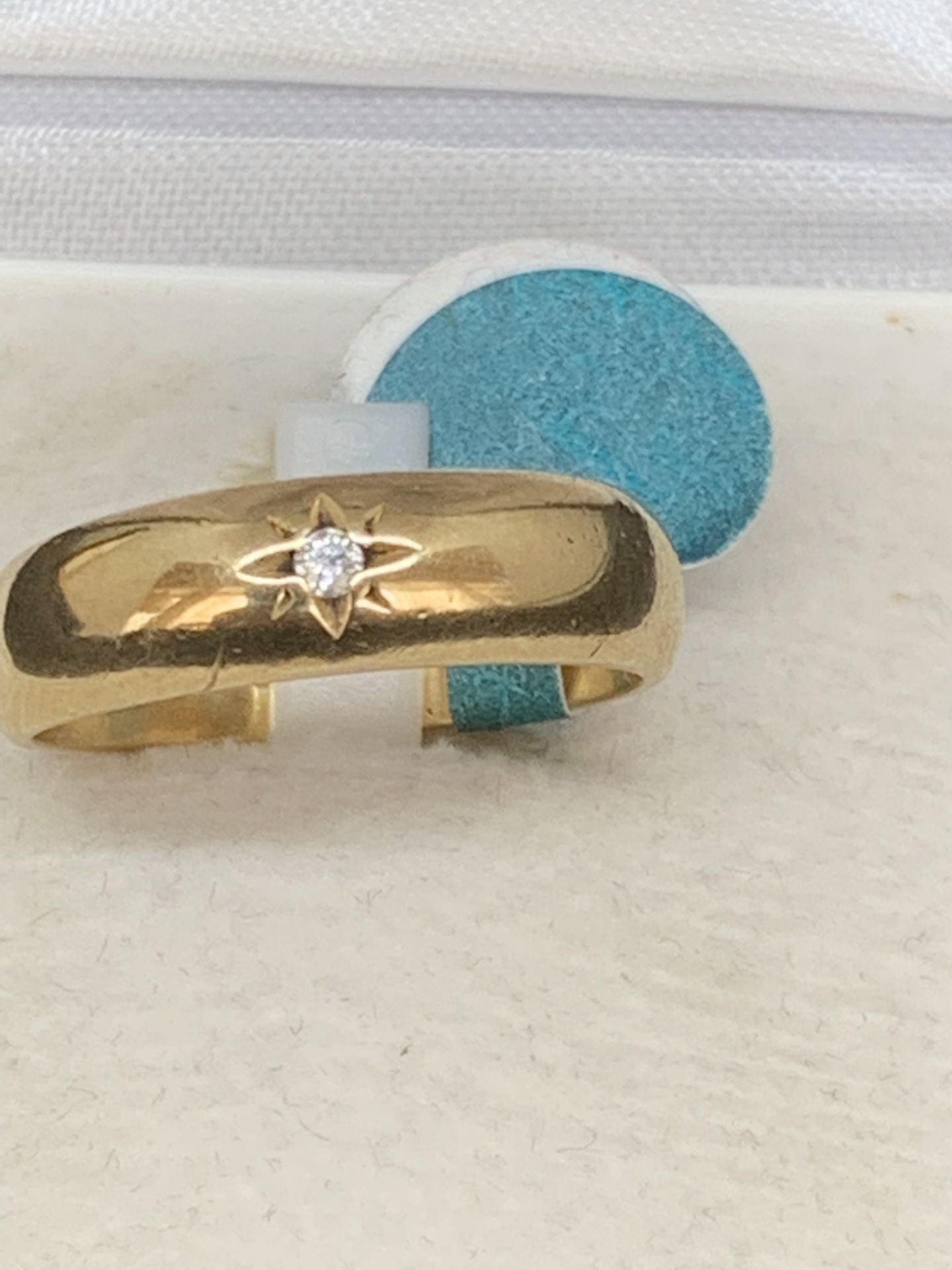 9ct GOLD DIAMOND SET BAND