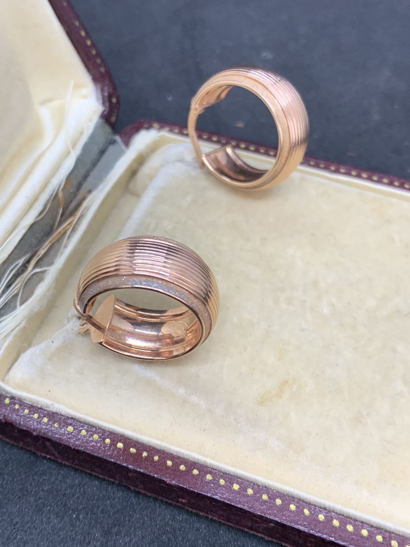 ROSE GOLD HOOP EARRINGS