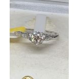 18ct GOLD 0.51ct SINGLE STONE DIAMOND RING