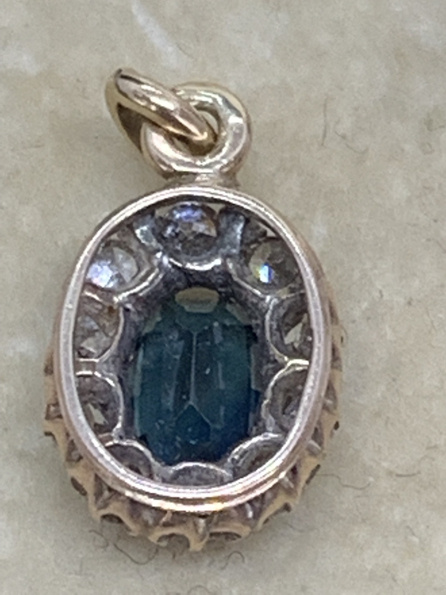 SAPPHIRE & DIAMOND PENDANT - Image 2 of 2