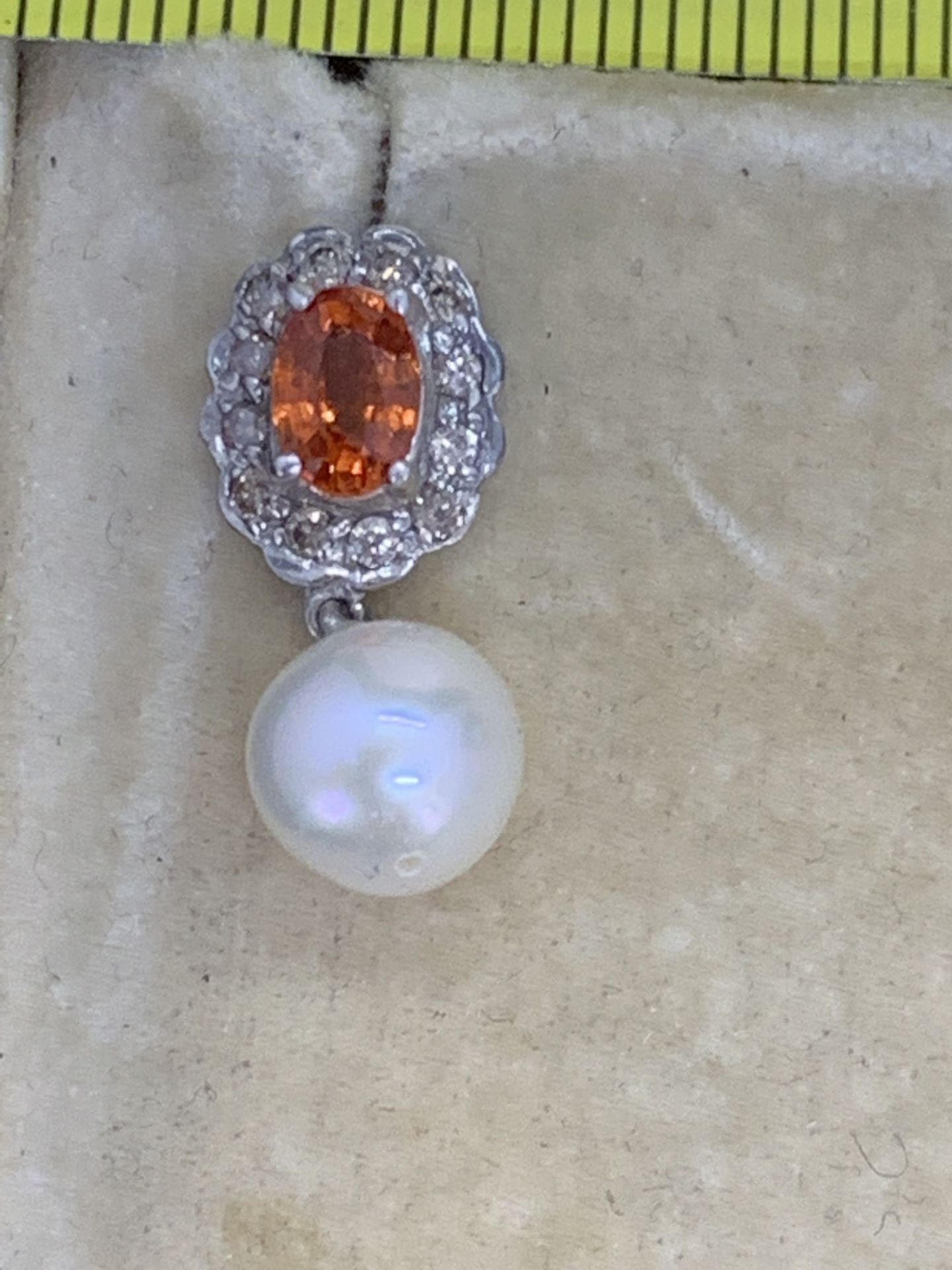 18ct GOLD FIRE OPAL & DIAMOND PEARL EARRINGS - Image 2 of 3