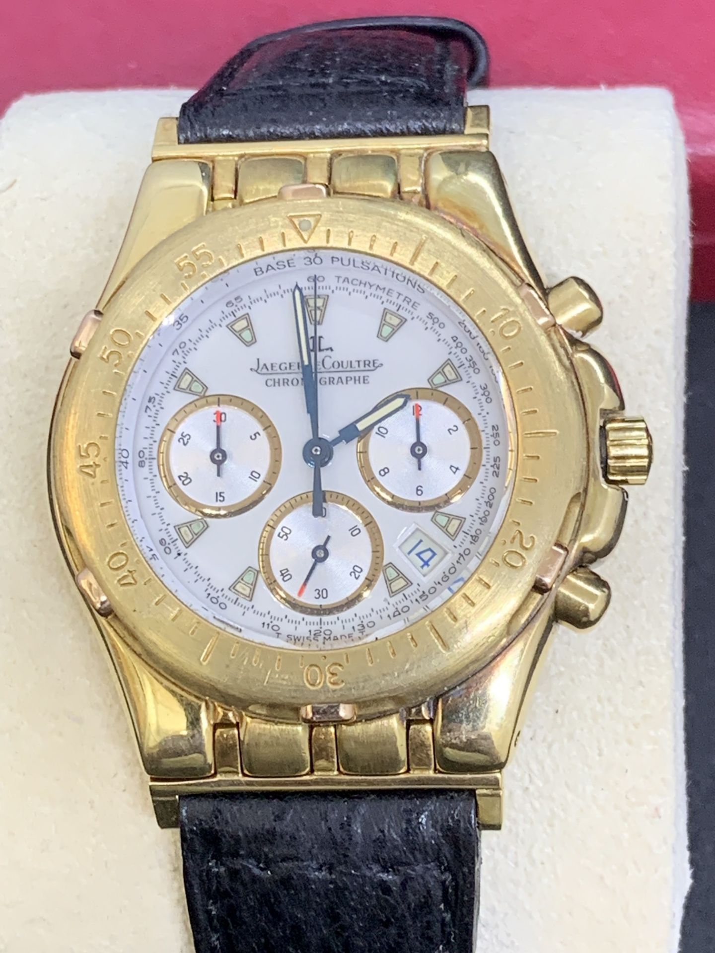 JAEGER LECOULTRE 18ct GOLD CHRONOGRAPH WATCH - Image 2 of 8