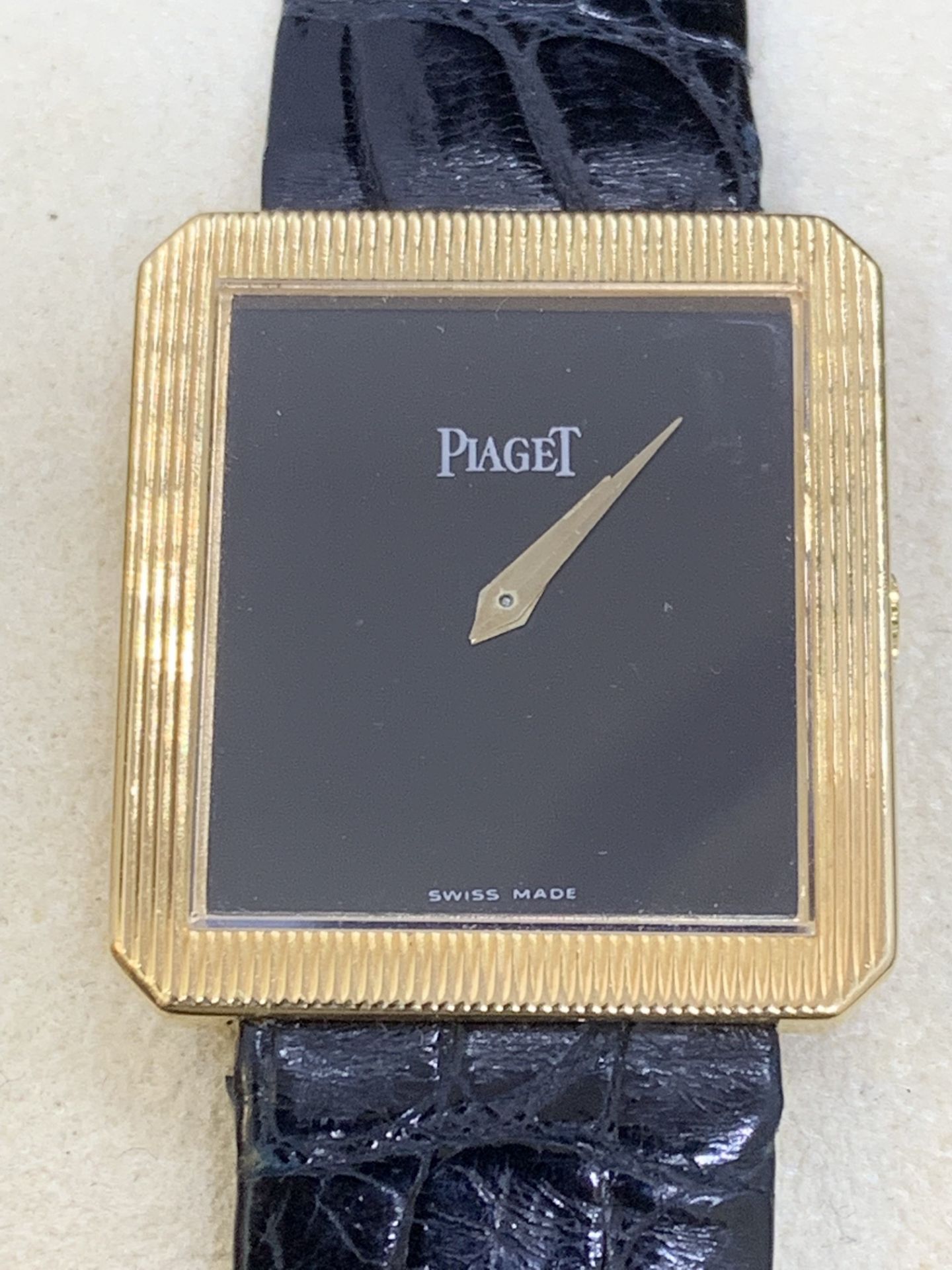 PIAGET 18ct GOLD SQUARE FACE WATCH