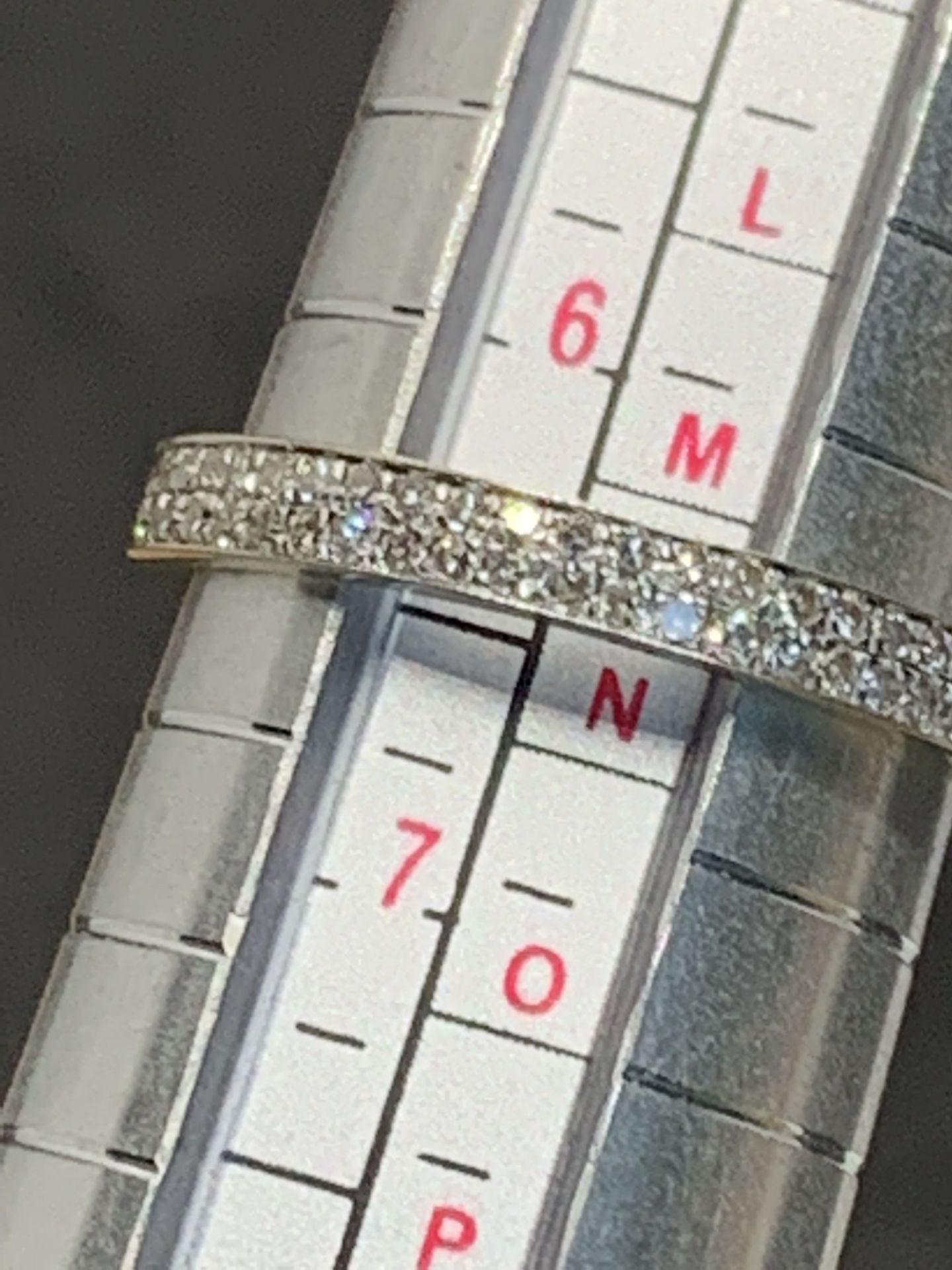 9ct WHITE GOLD 0.50ct DIAMOND FULL ETERNITY RING - Image 3 of 3