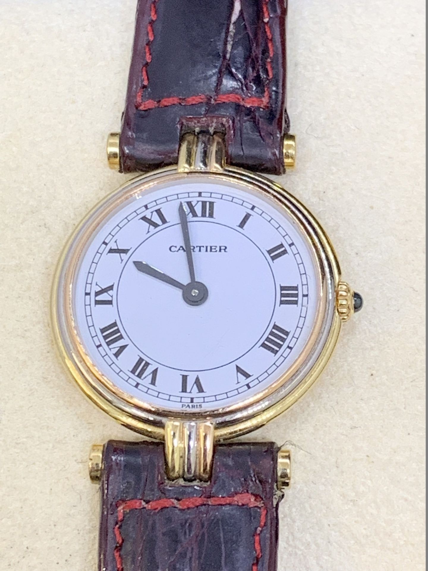 CARTIER 18ct GOLD WATCH ON LEATHER STRAP
