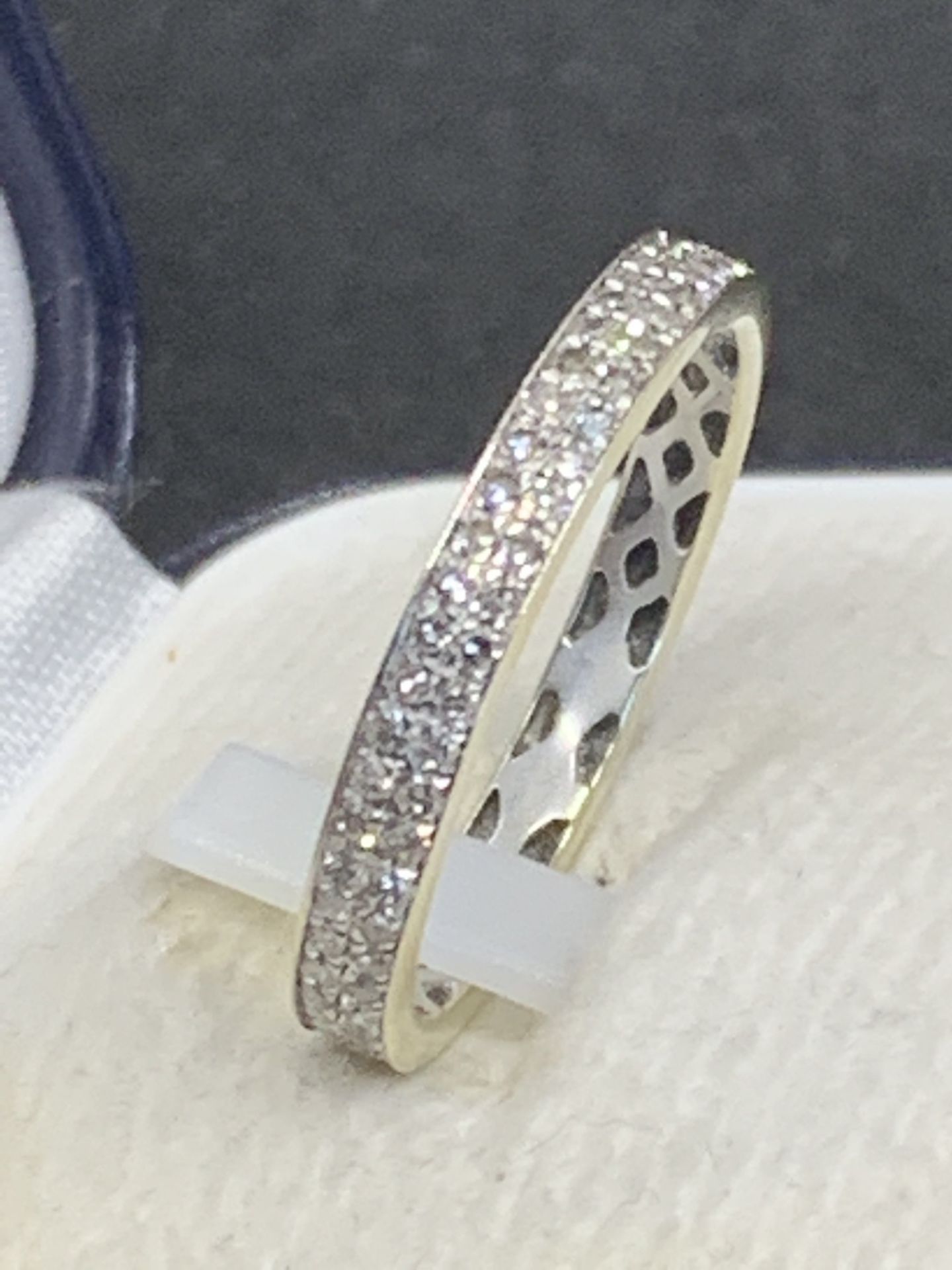 9ct WHITE GOLD 0.50ct DIAMOND FULL ETERNITY RING - Image 2 of 3