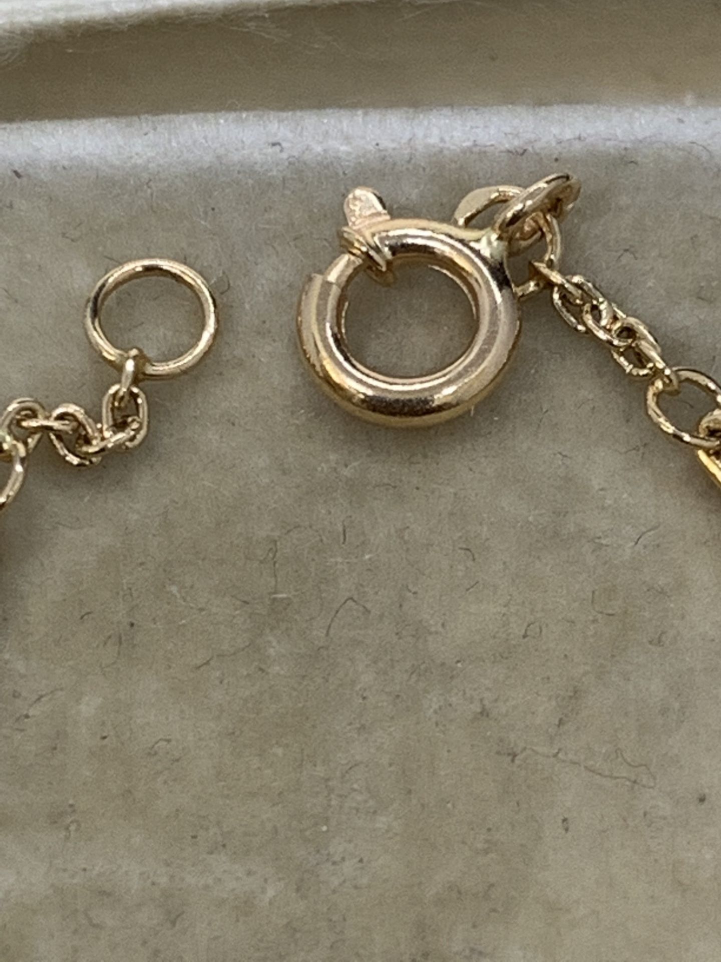 18 carat gold bracelet - Image 2 of 3