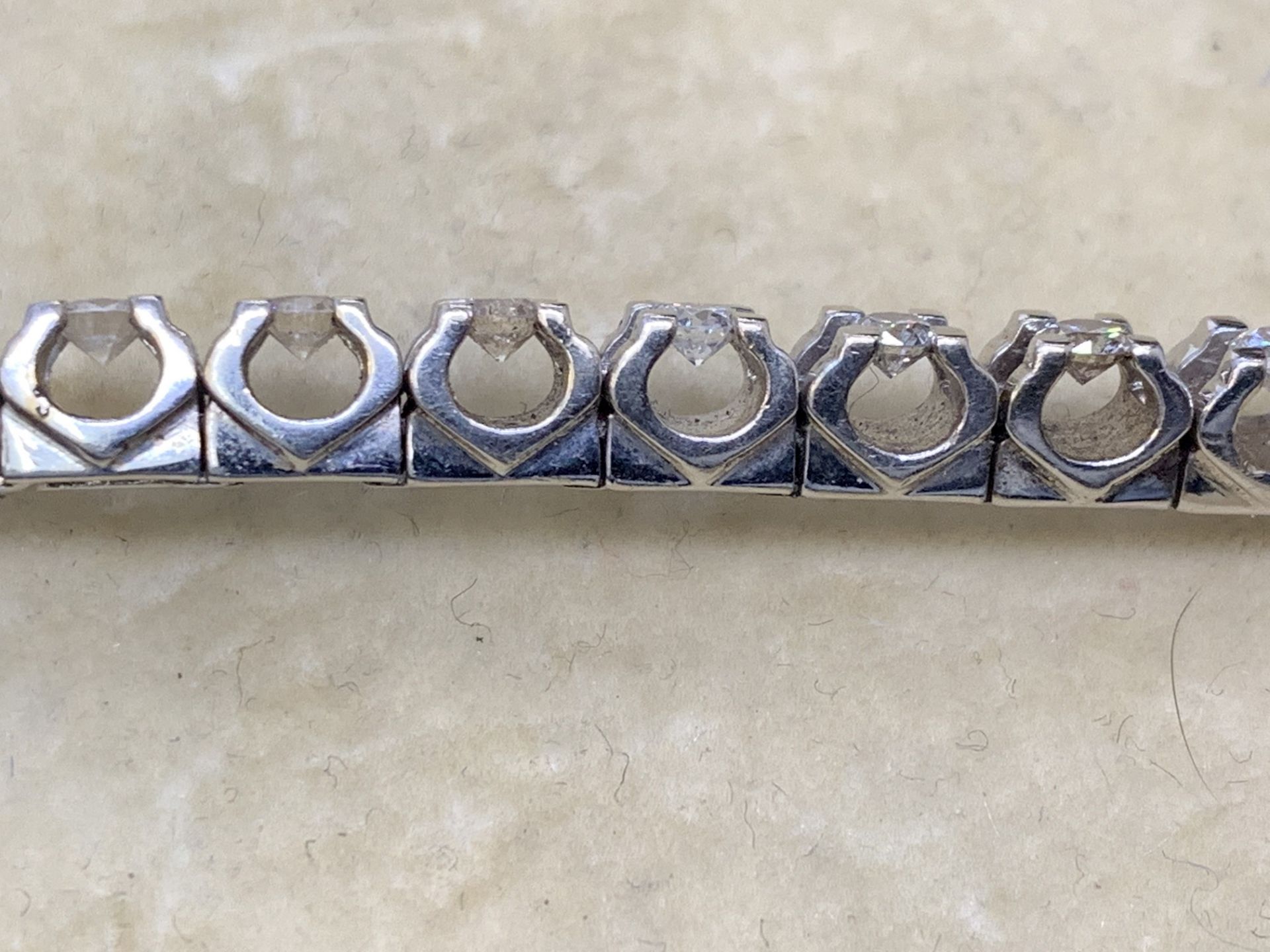 18 carat white gold tension Set diamond bracelet approximately 3.00cts of G colour VS diamonds - Image 6 of 7