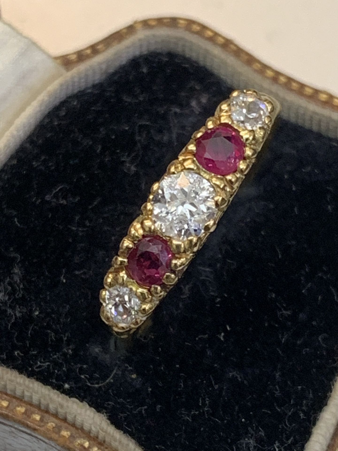 Vintage two stone ruby and three stone diamond ring 18 carat gold - Image 4 of 9