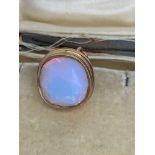 9 carat gold Opal type stone set pendant charm approximately 8.9 g