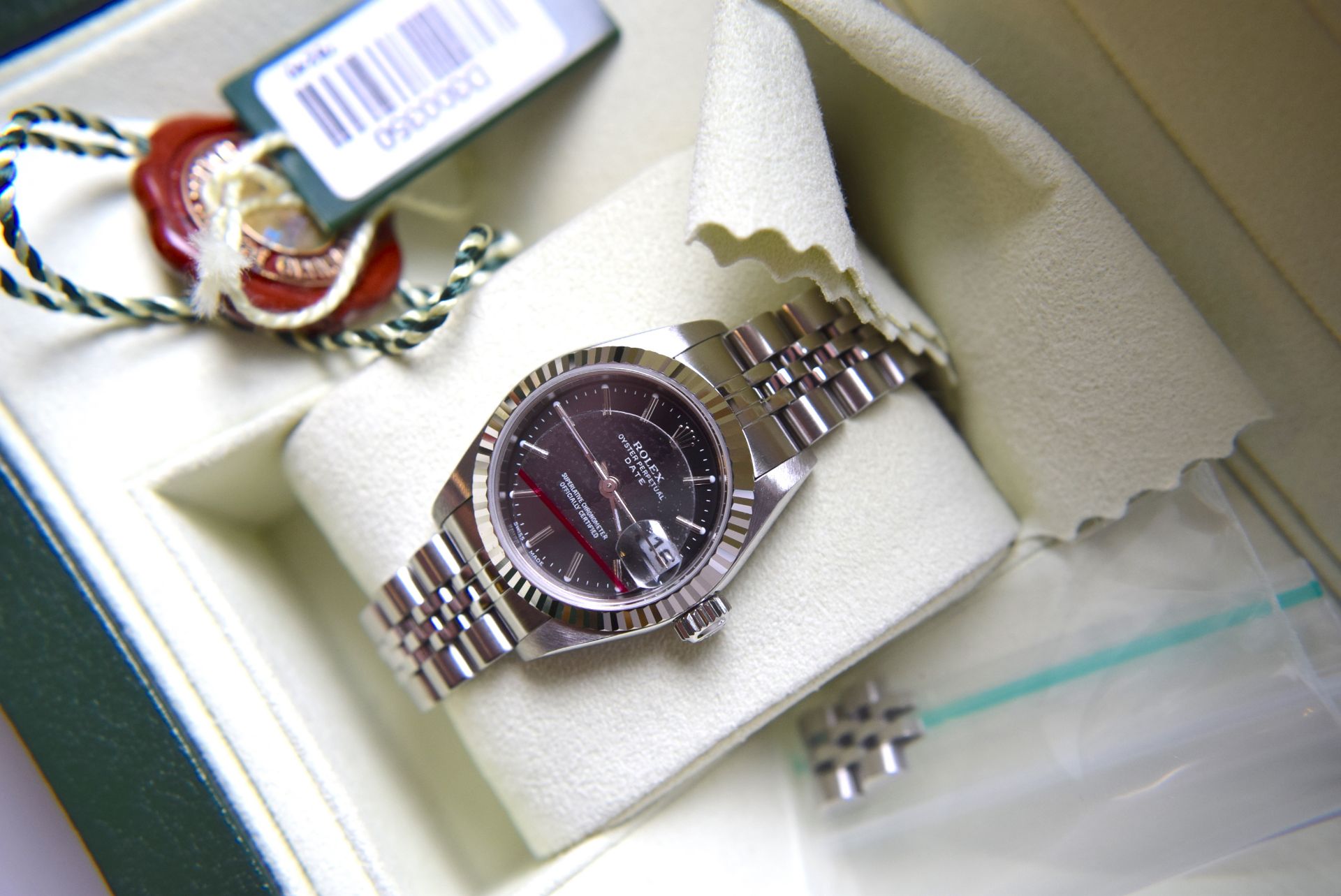 GORGEOUS ROLEX DATEJUST - STEEL & 18CT WHITE GOLD 2006 *FULL SET*