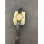 18 carat gold Cartier Cougar watch approximately 35 mm