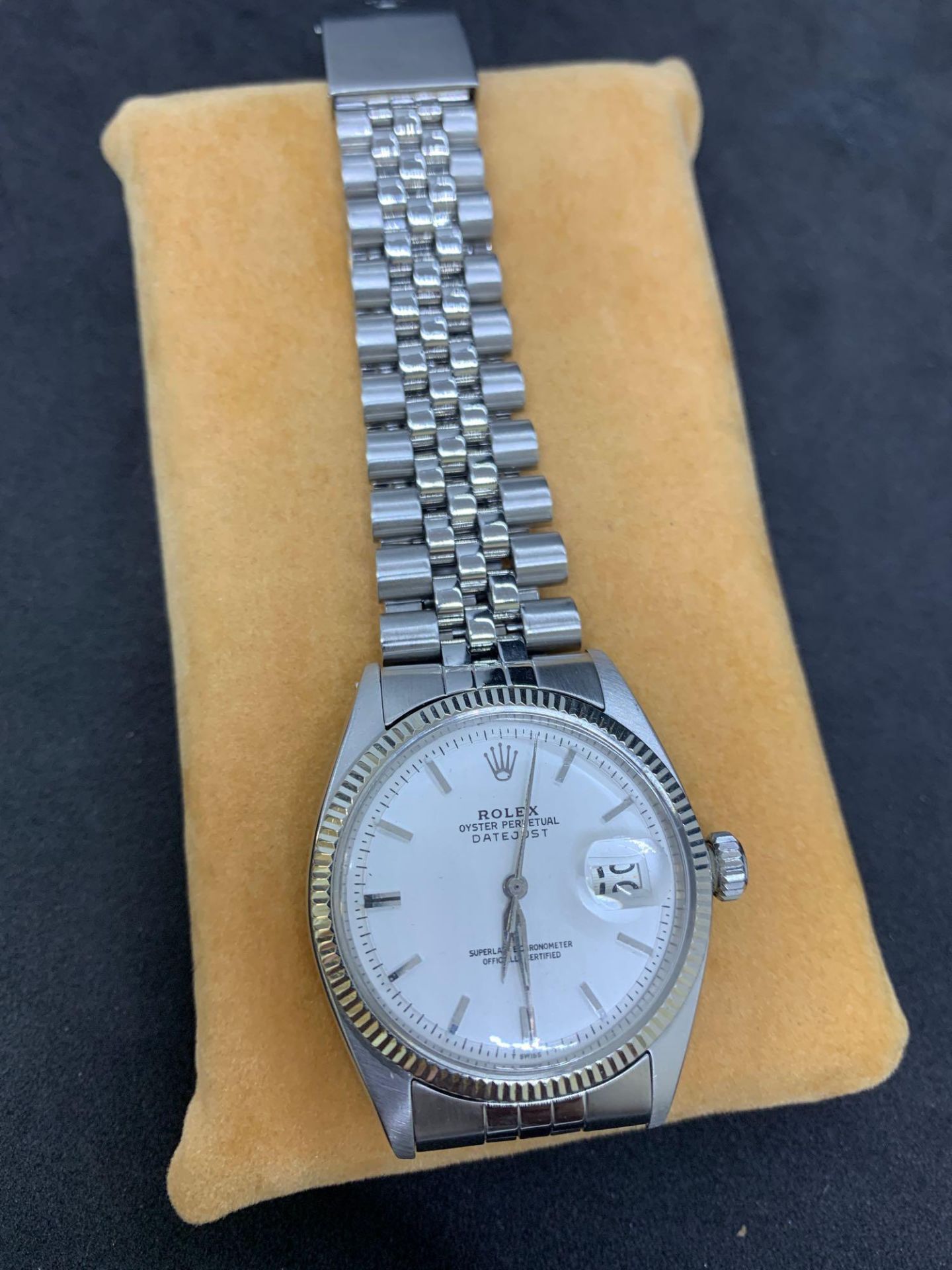 Vintage 1961 Rolex Datejust Stainless Steel & White Gold Watch Silver dial 36mm - Image 5 of 7