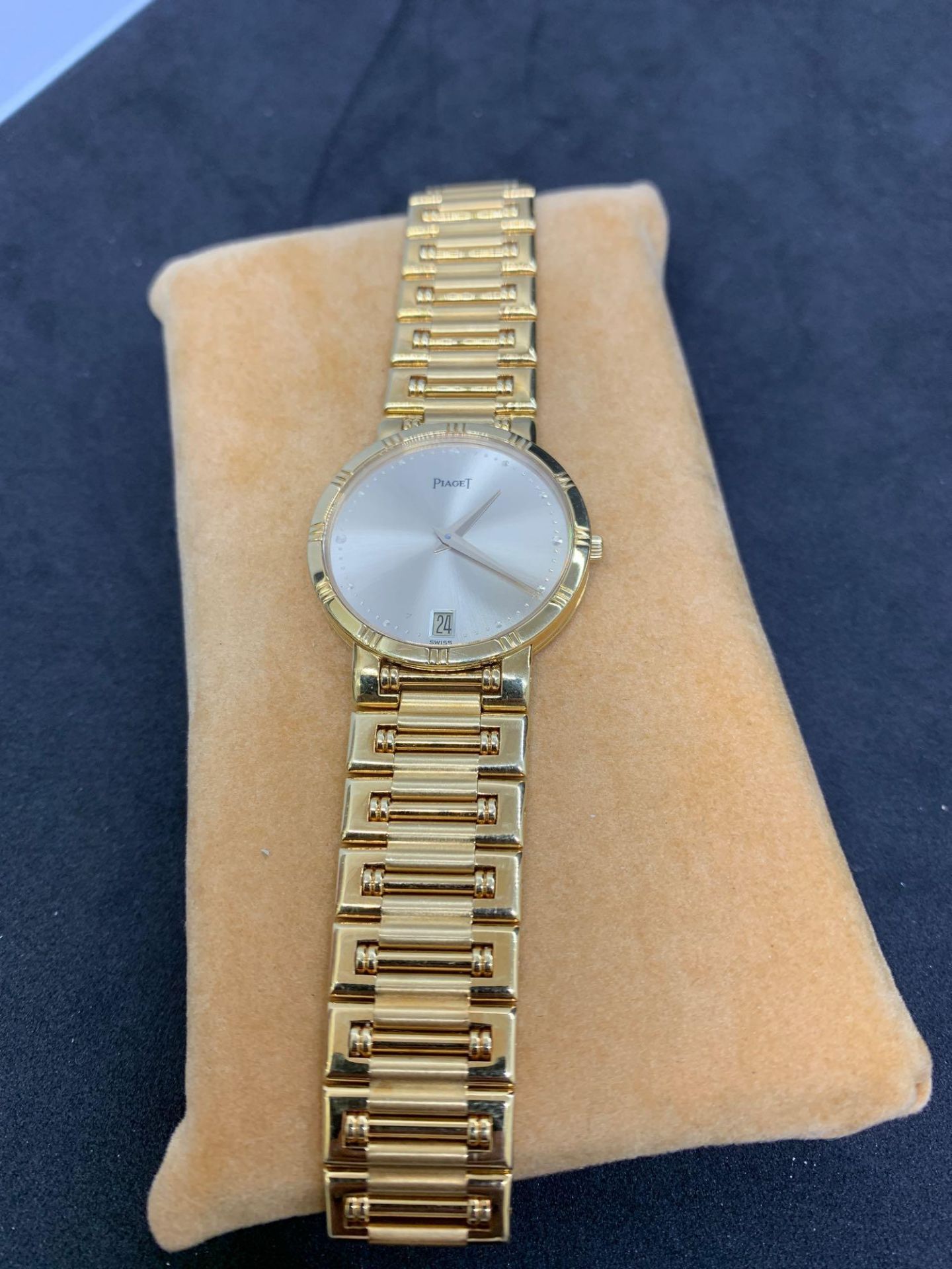 Piaget 18ct Gold 32mm Watch - Image 2 of 5