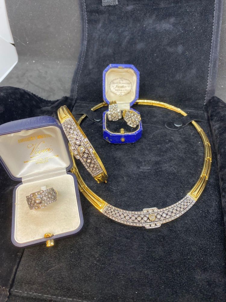 SPEED AUCTION OF SAFE DEPOSIT ITEMS INC: LUXURY WATCHES, RARE JEWELLERY INC HIGH END PIECES ETC - FREE REGISTRATION - OVER 200 LOTS