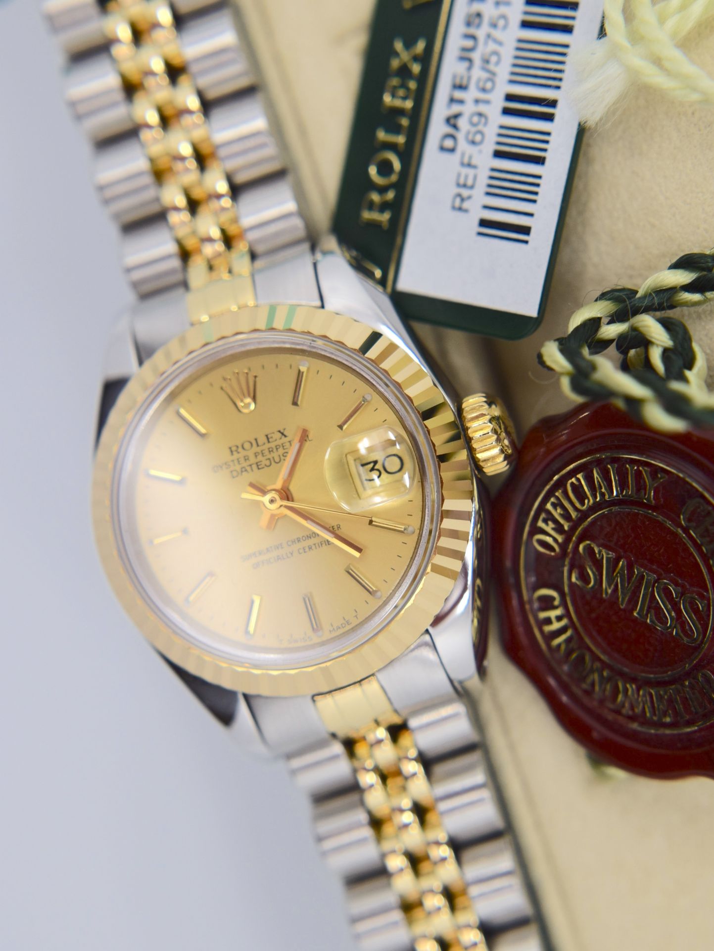 Stunning Rolex Datejust - Bimetal / Champagne Dial (Box, tags etc.) - Image 4 of 7