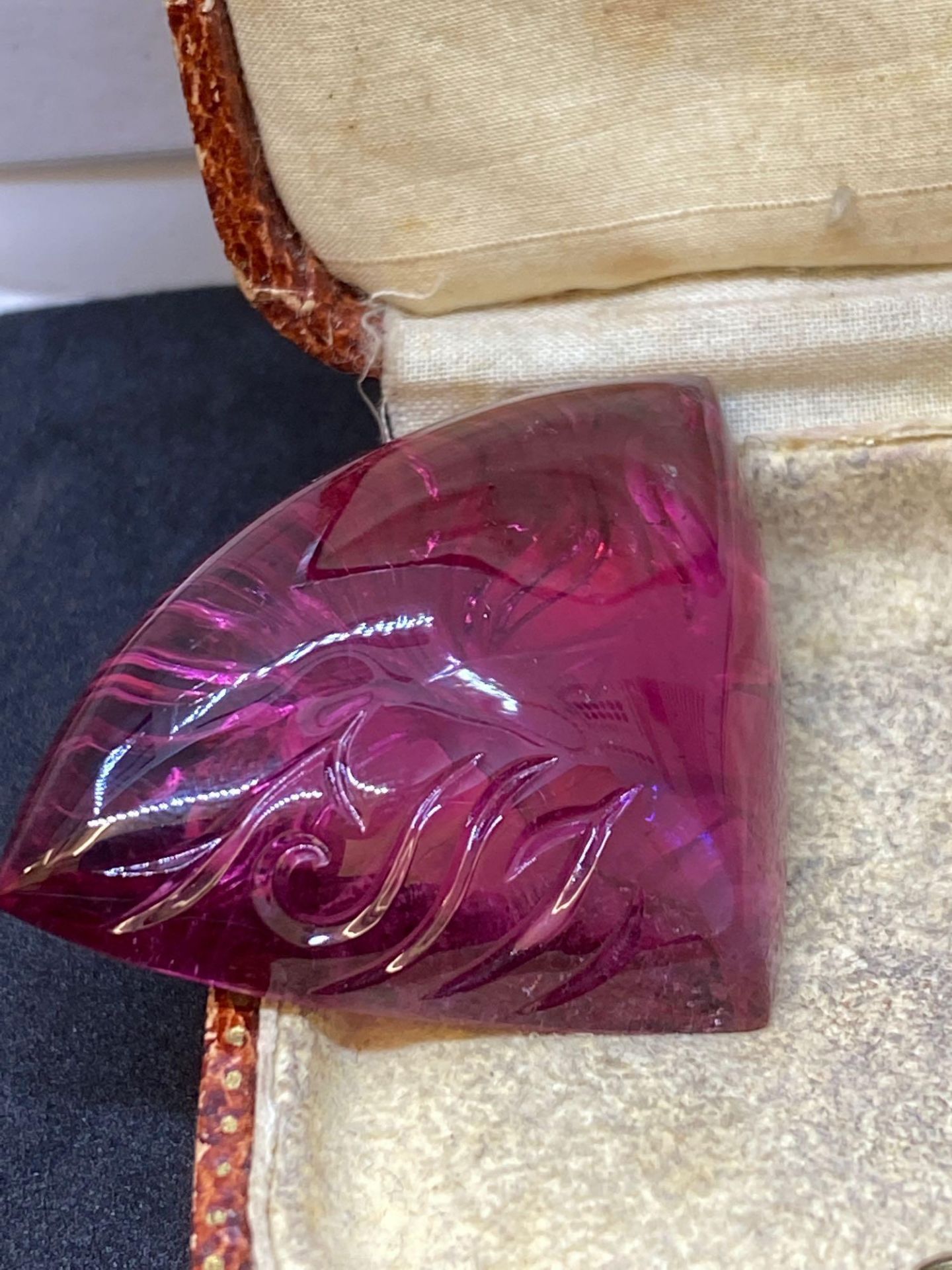 WOW AMAZING 103.22ct Natural Pink Tourmaline with WGI CERTIFICATE - Image 3 of 8