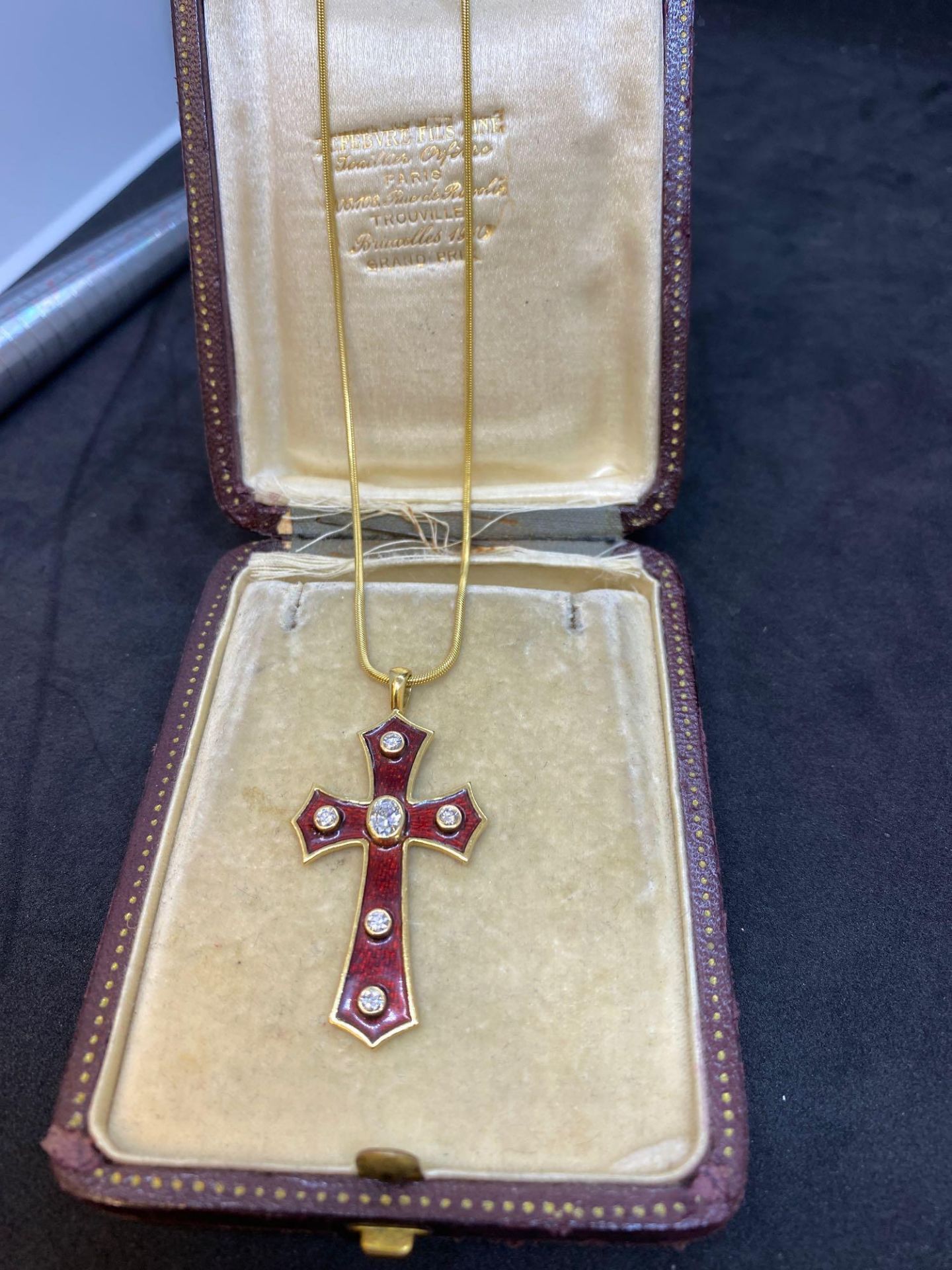 18ct Gold Diamond & Enamel Cross with 14ct Gold 22" Snake Chain - 17.3 Grams - Image 2 of 5