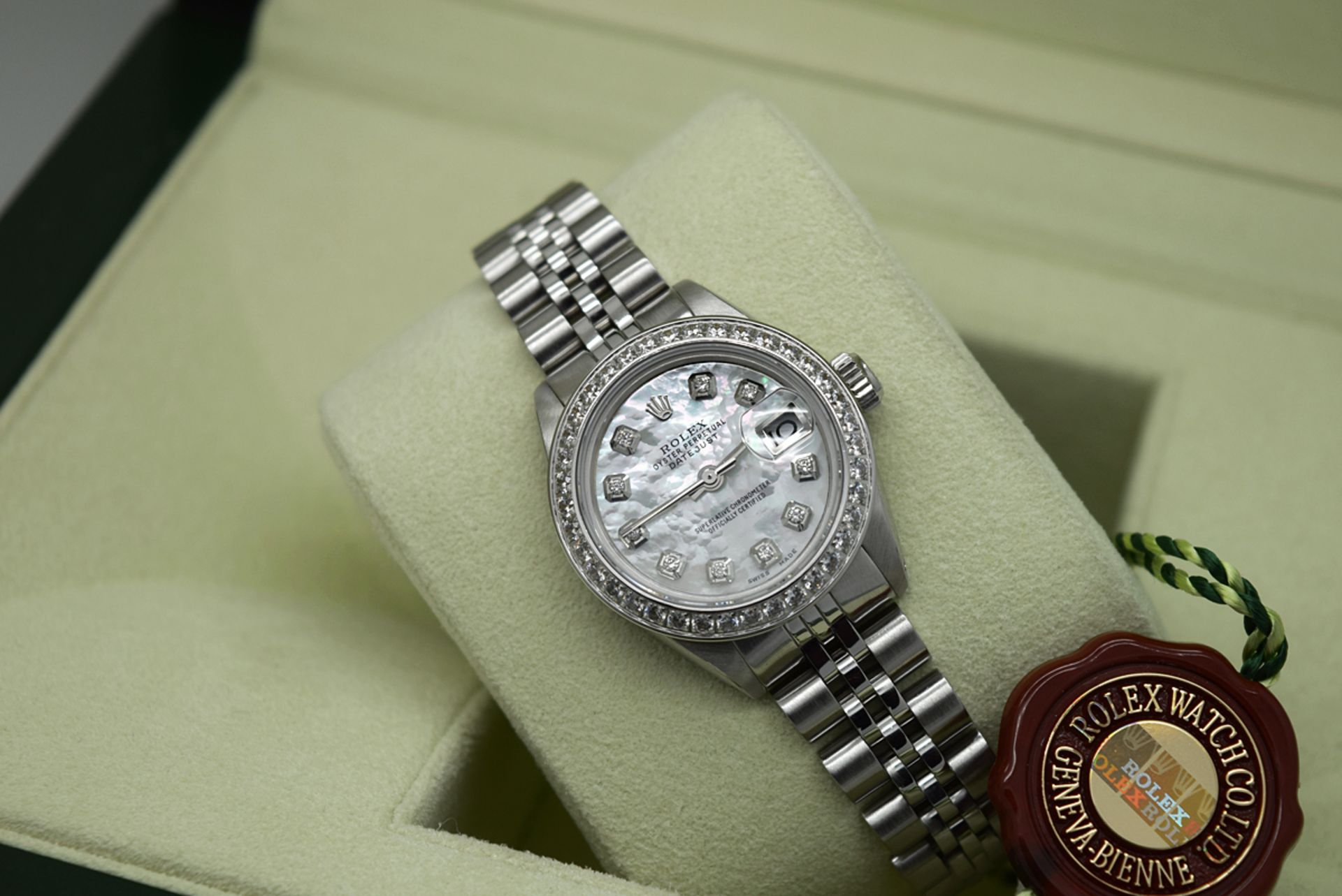 *STUNNING* ROLEX LADY DATEJUST - STAINLESS STEEL, DIAMOND MOP DIAL - Image 5 of 10