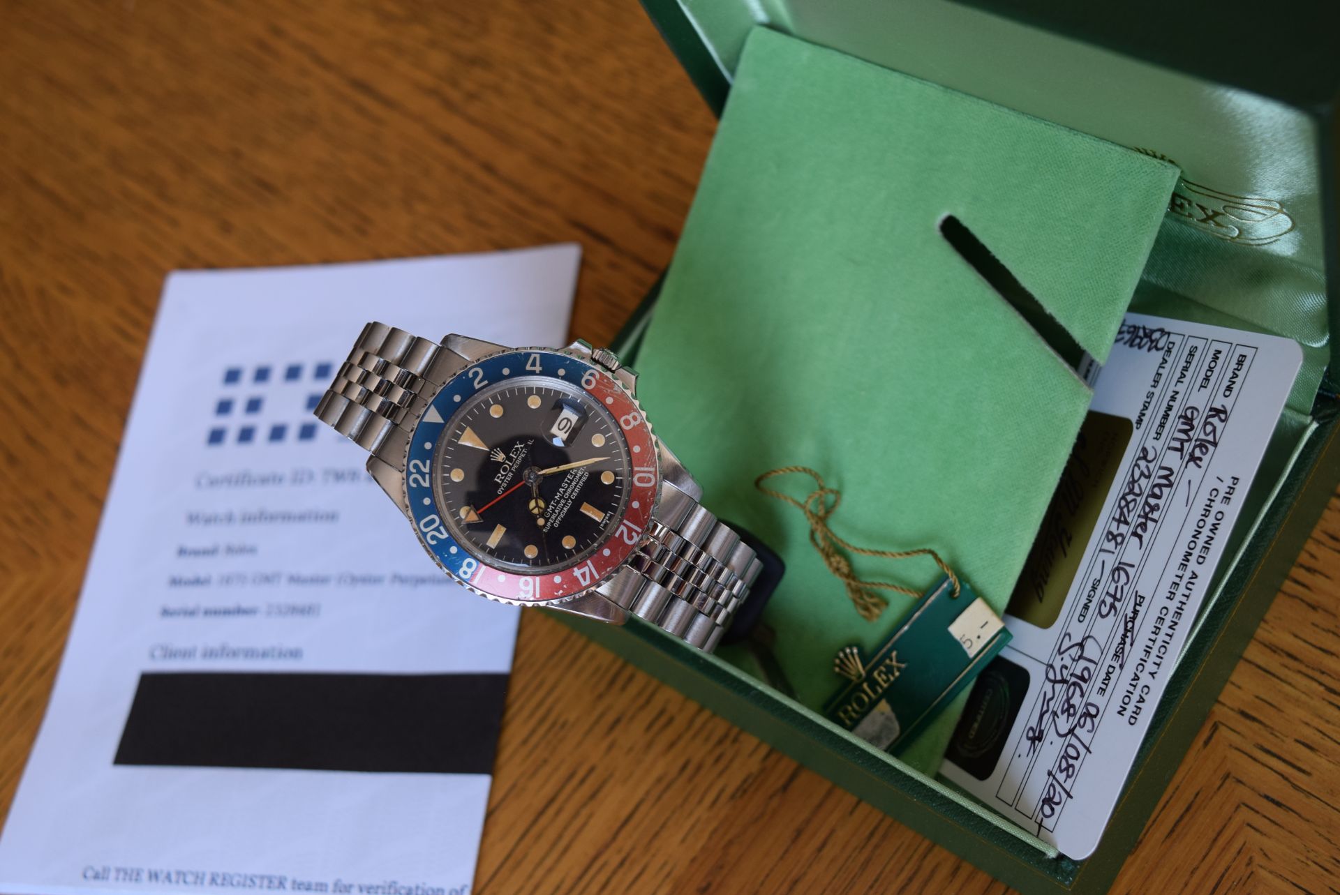 *Vintage* VERY RARE 1968 Rolex GMT Master Pepsi Ref. 1675 'Red Back, Fat Serif' - Image 8 of 30